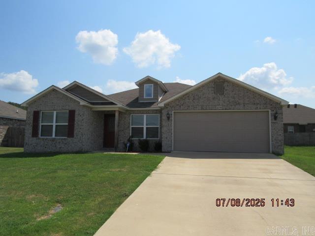 3 Years Young! The spacious 4-bedroom home offers a split floor plan, laminate & carpet flooring, all kitchen appliances including refrigerator, 2-inch blinds throughout, all electric home on Conway Corporation utilities, open kitchen with pantry, spacious primary suite with walk-in closet, lots of storage, 2 car garage with opener, and more! ***PLEASE NOTE WE DO NOT ADVERTISE ON CRAIGSLIST OR FACEBOOK MARKETPLACE. ANY LISTING OF OURS SEEN IS A SCAM!!!***