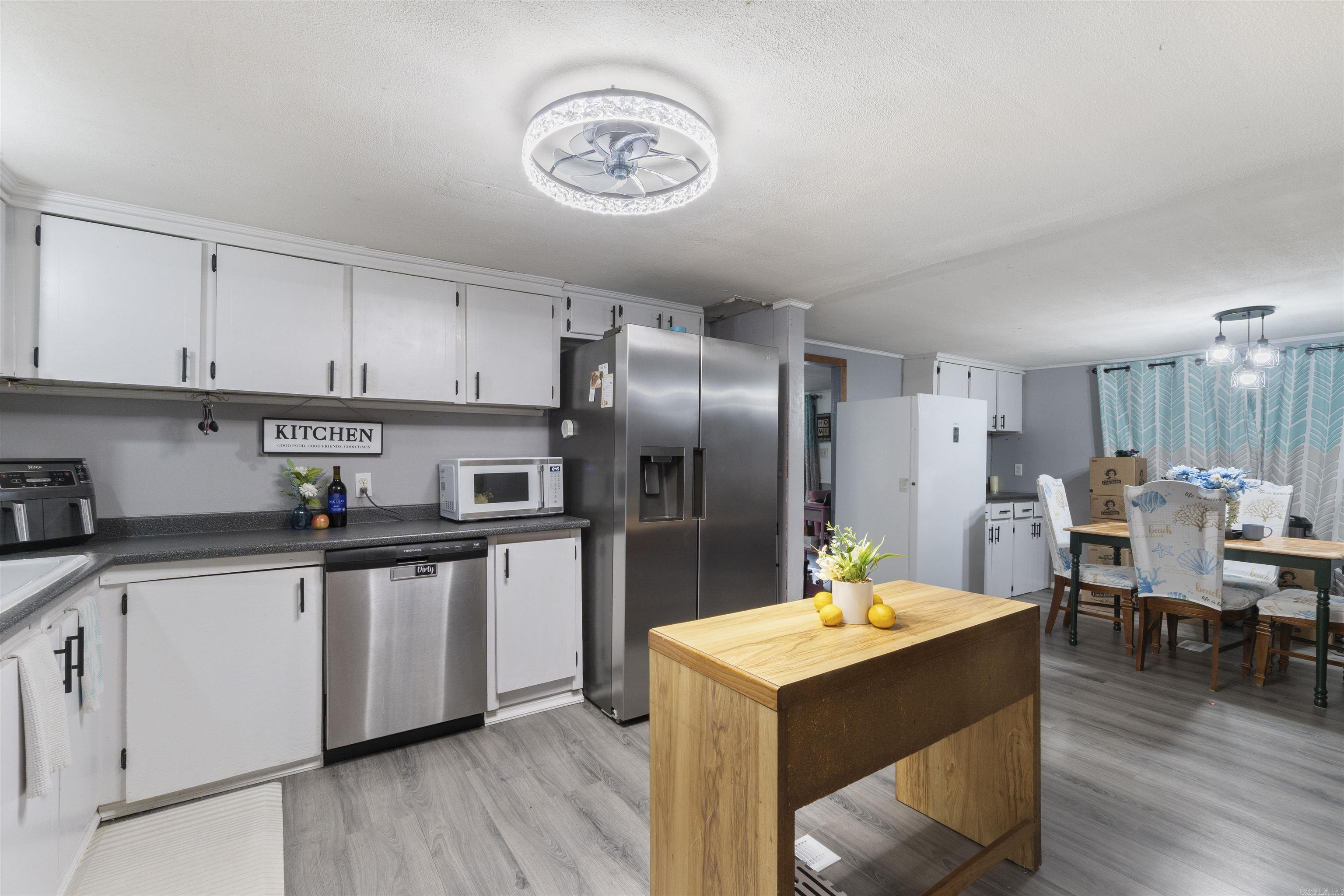 PARADISE VALLEY - Residential