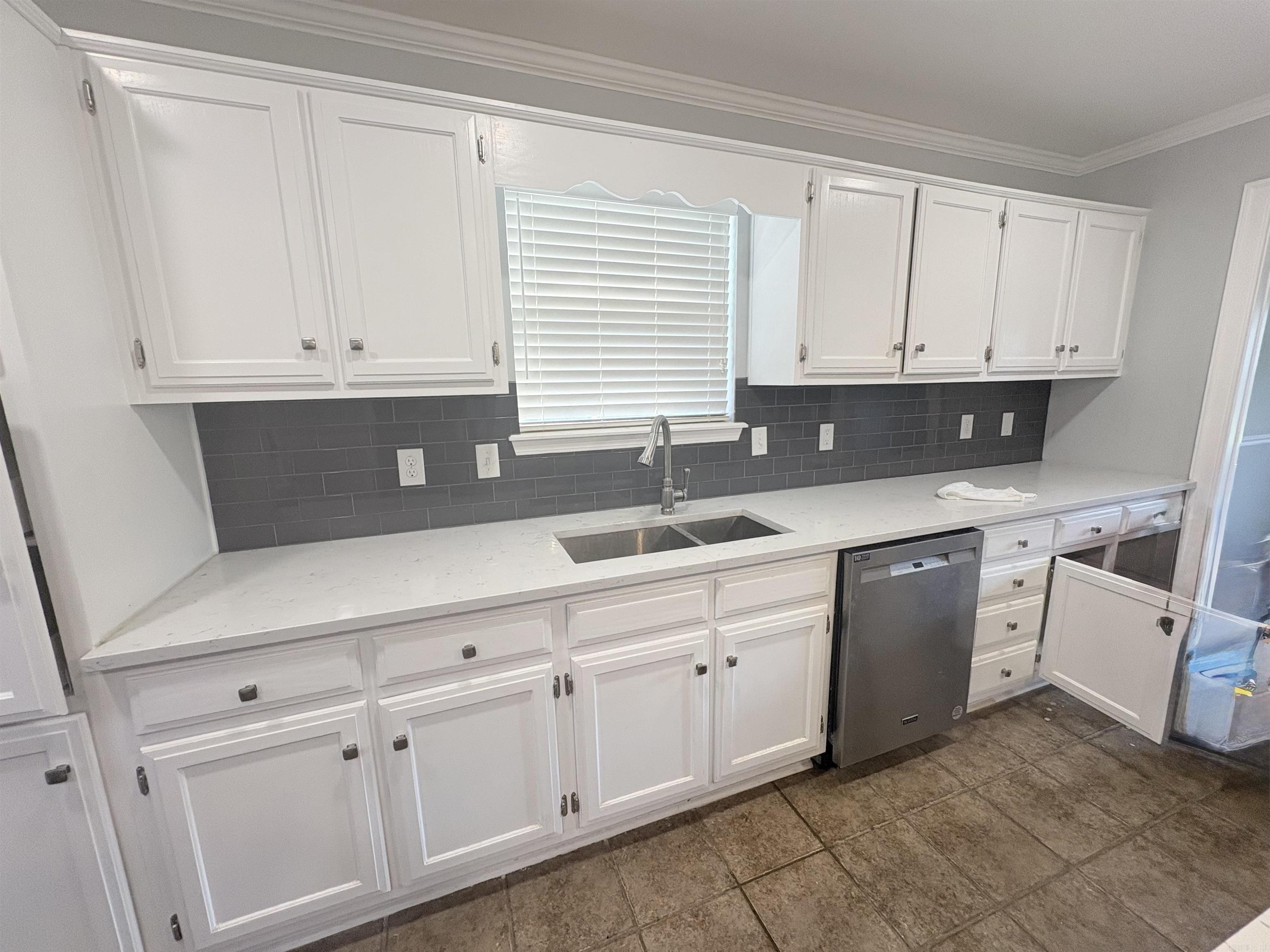 Rivermount - Residential Lease