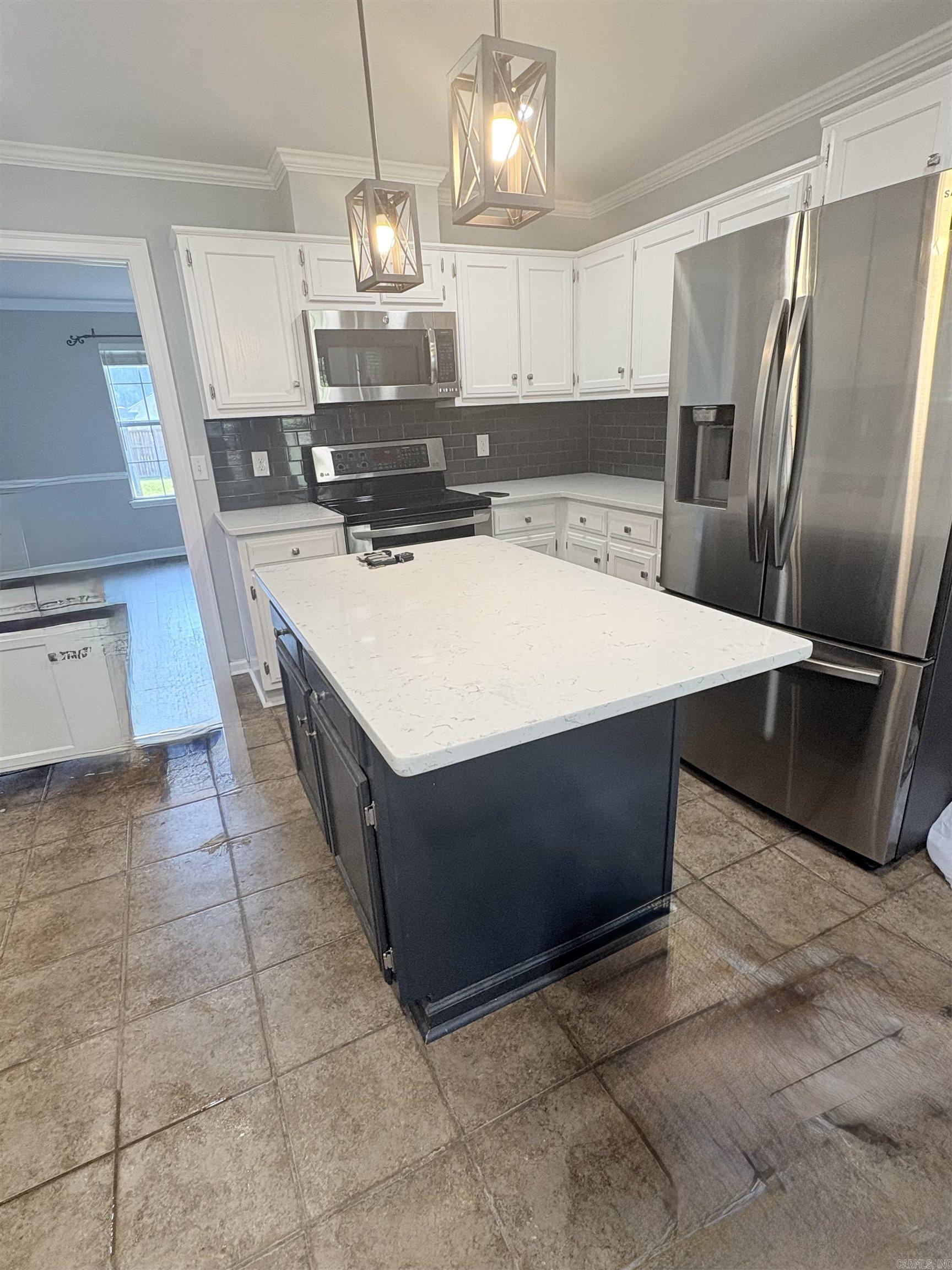 Rivermount - Residential Lease