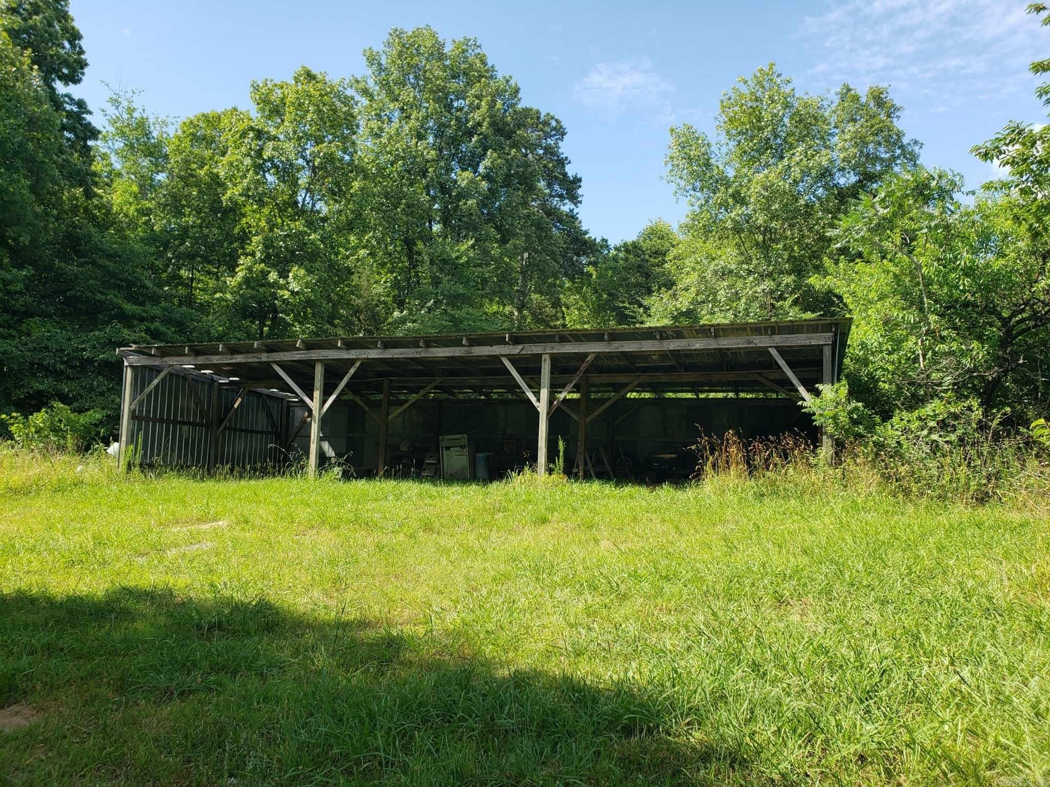 HECTOR BY SECTIONS - Residential