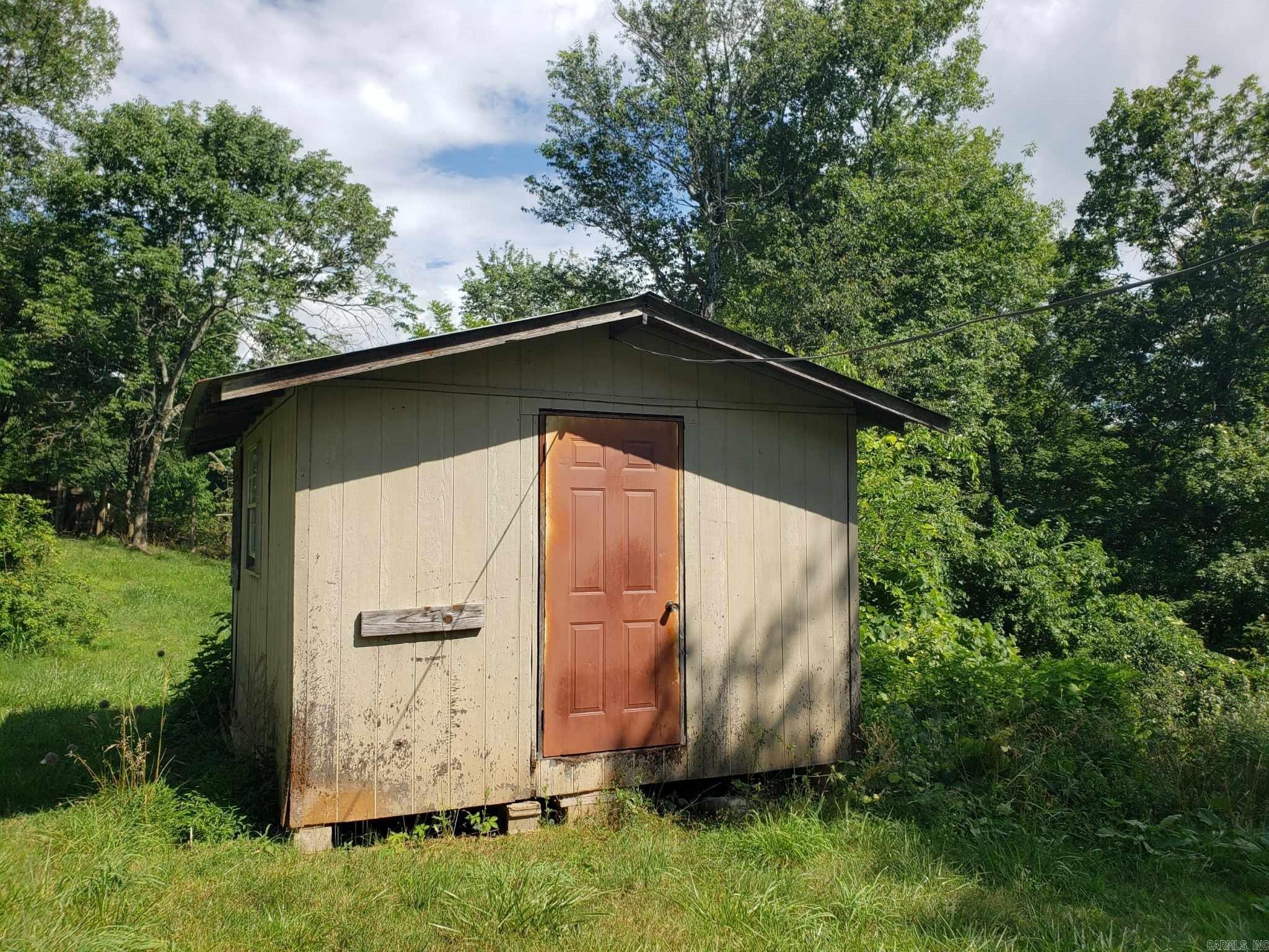 HECTOR BY SECTIONS - Residential