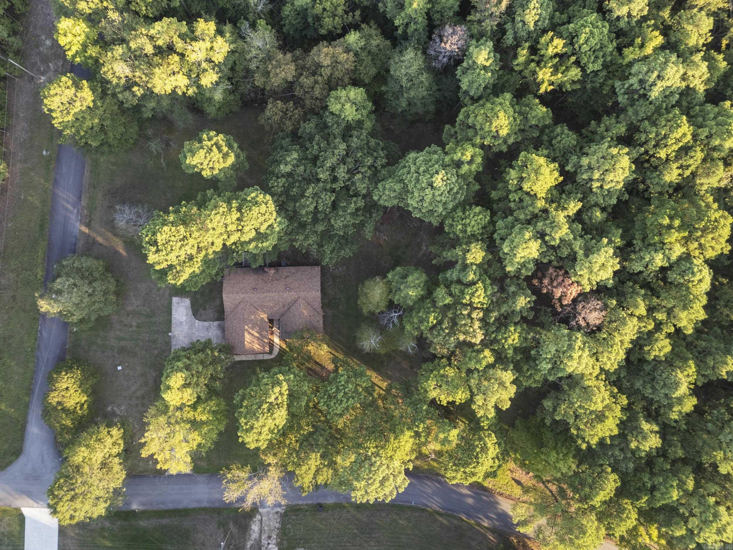 LAKE KRISLOR - Residential