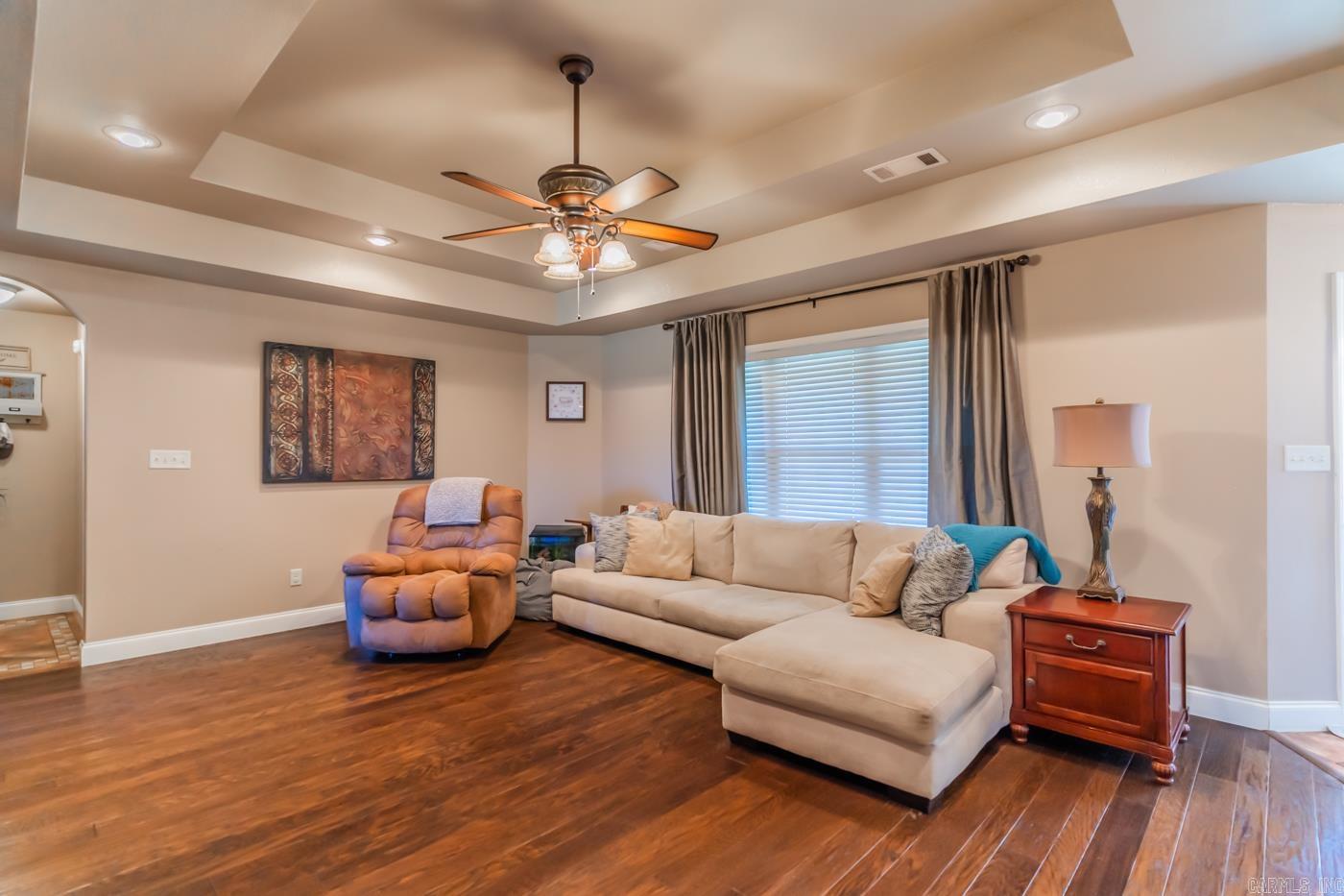 Jordan Kaitlyn - Residential