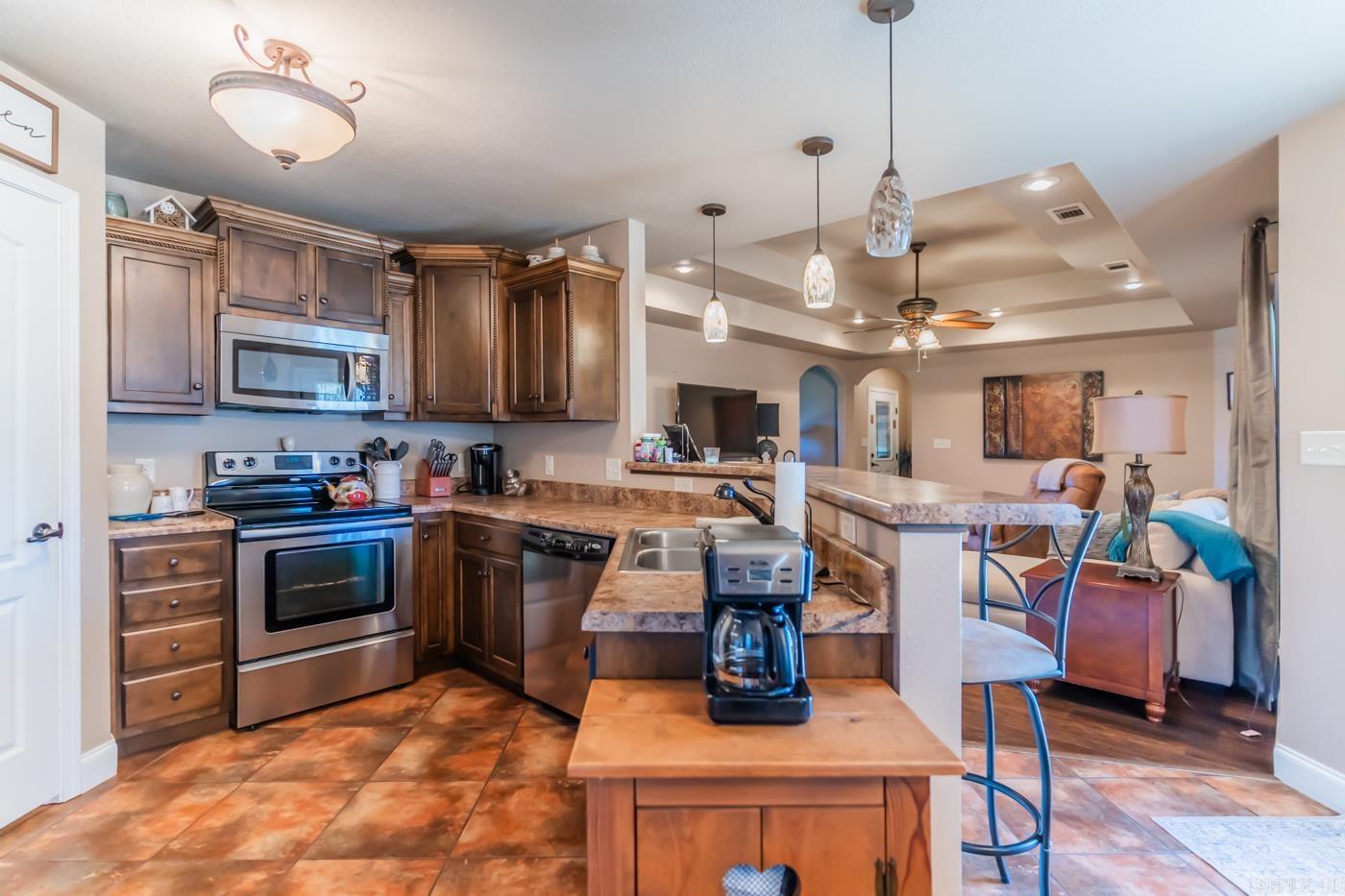 Jordan Kaitlyn - Residential