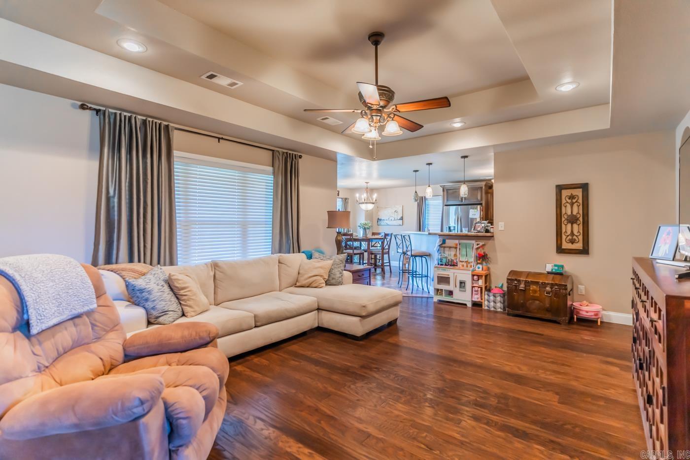 Jordan Kaitlyn - Residential