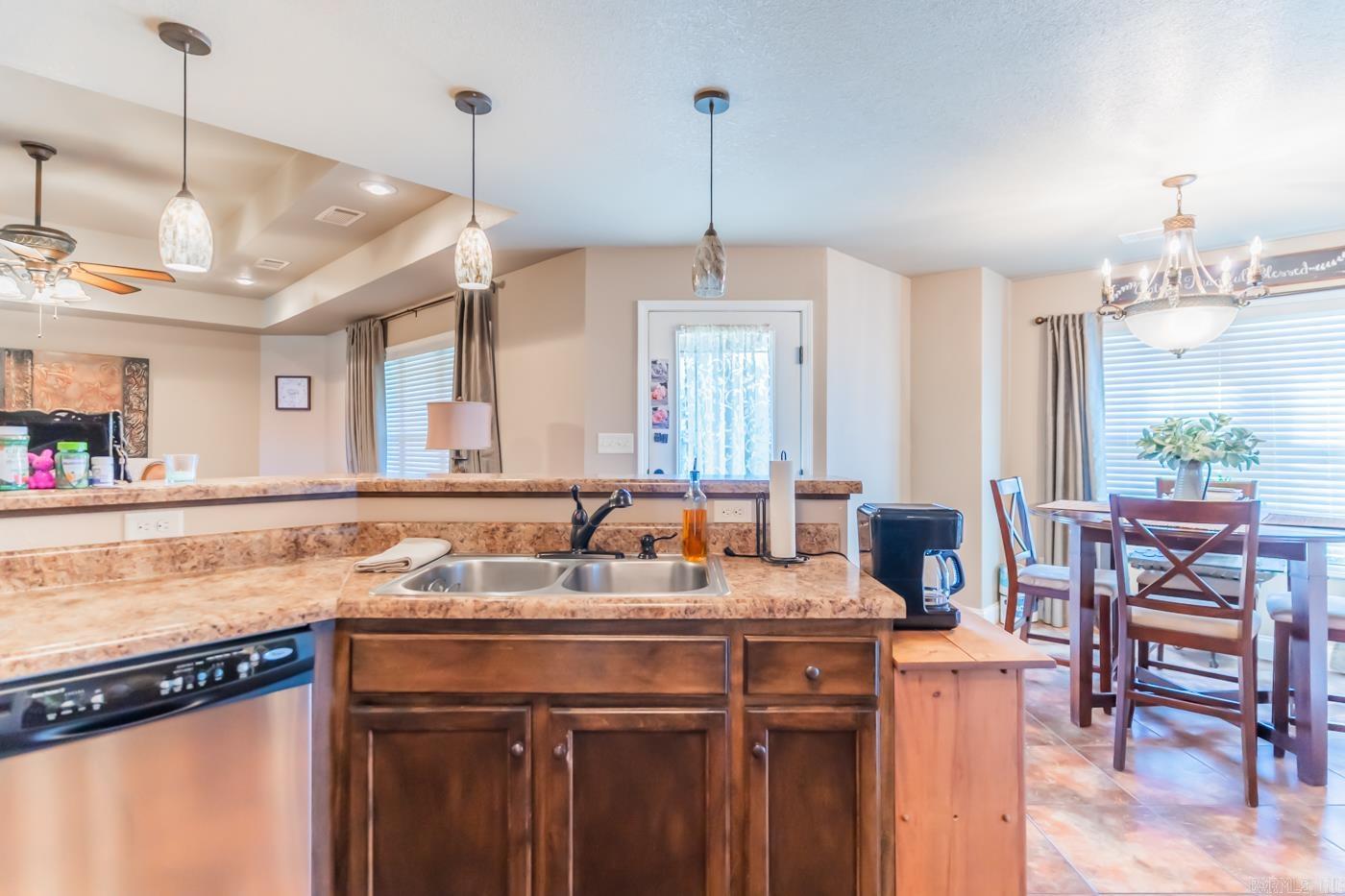 Jordan Kaitlyn - Residential