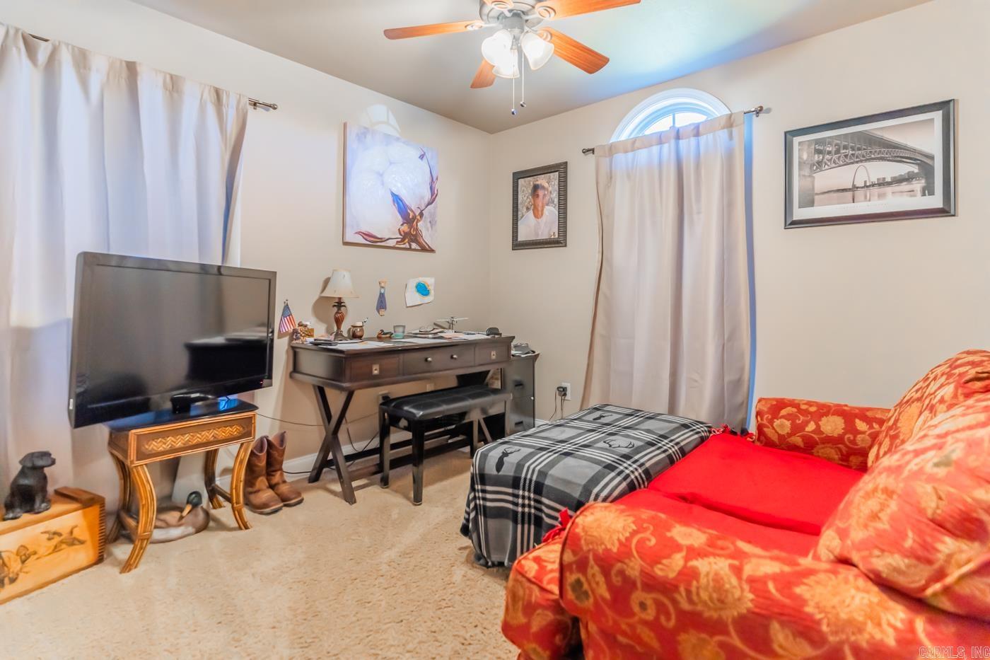 Jordan Kaitlyn - Residential