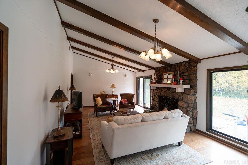 BELOIT BAY - Residential