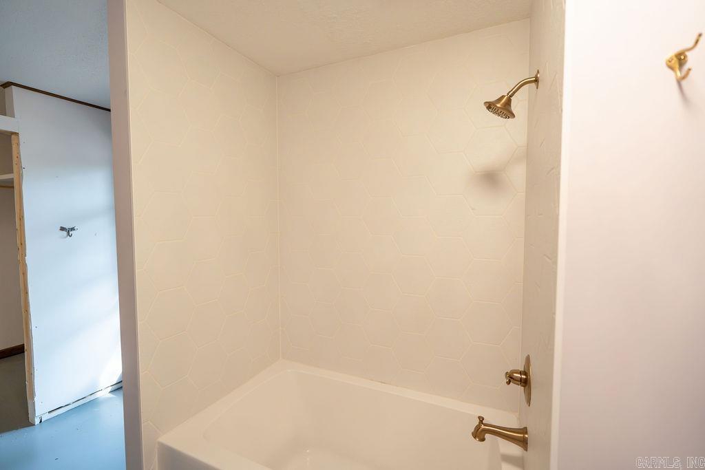 BELOIT BAY - Residential