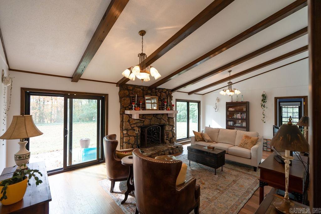 BELOIT BAY - Residential