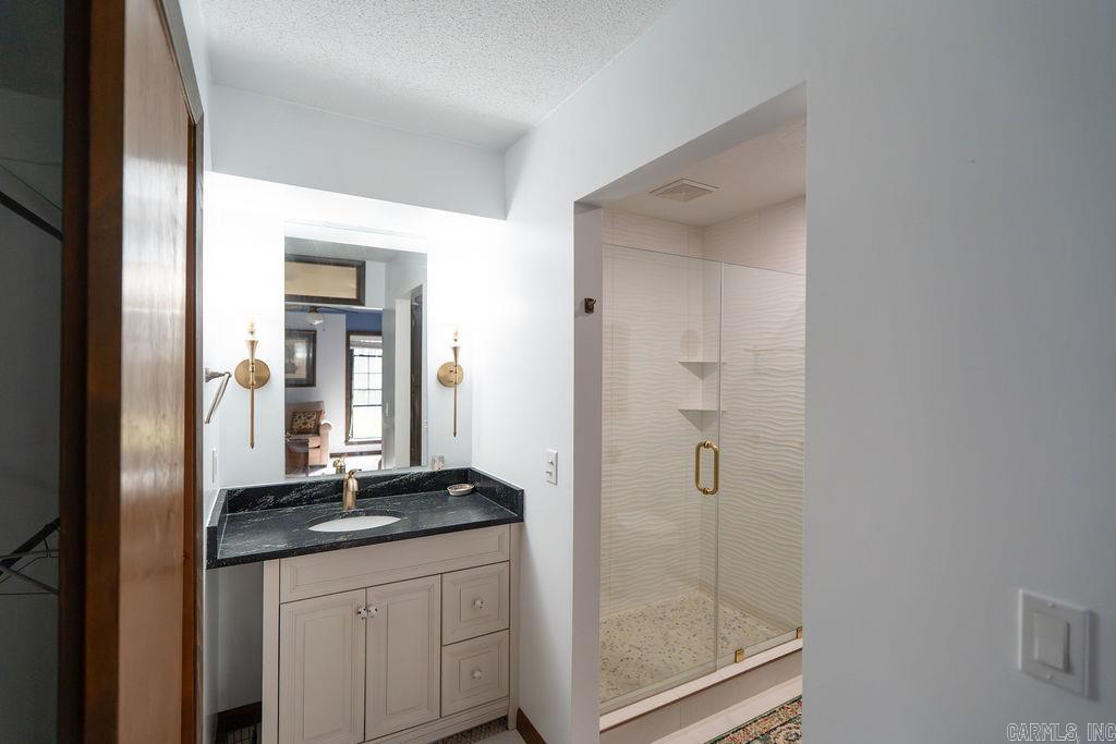 BELOIT BAY - Residential