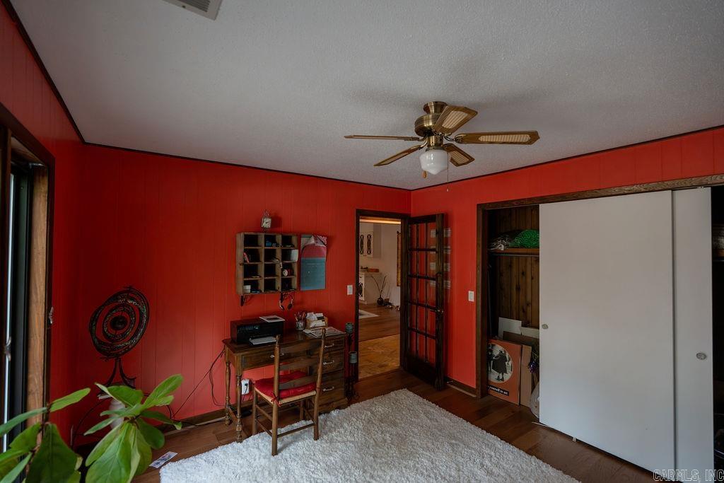 BELOIT BAY - Residential