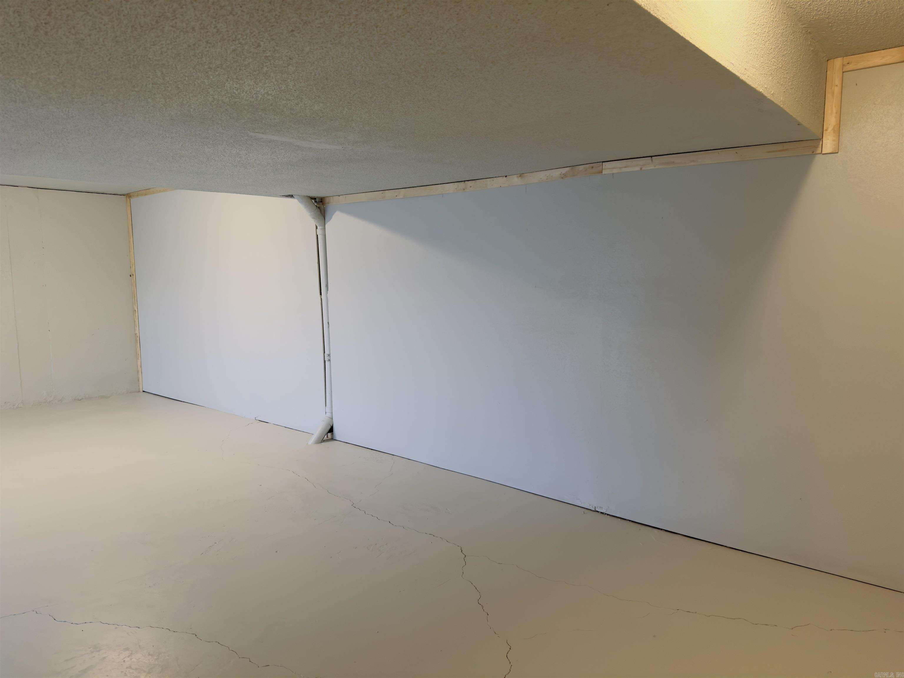 HUSKEY WEST - Residential