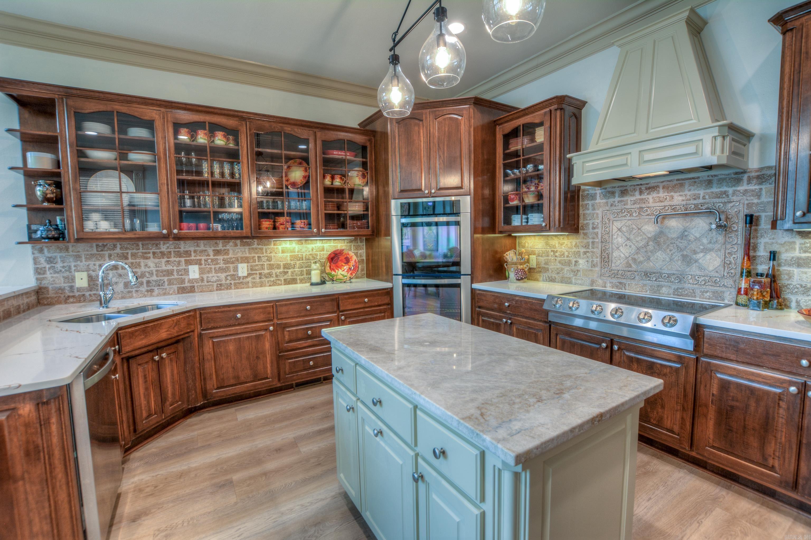 Driftwood Point - Residential