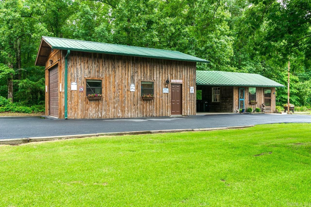 ROMANCE ACRES - Residential