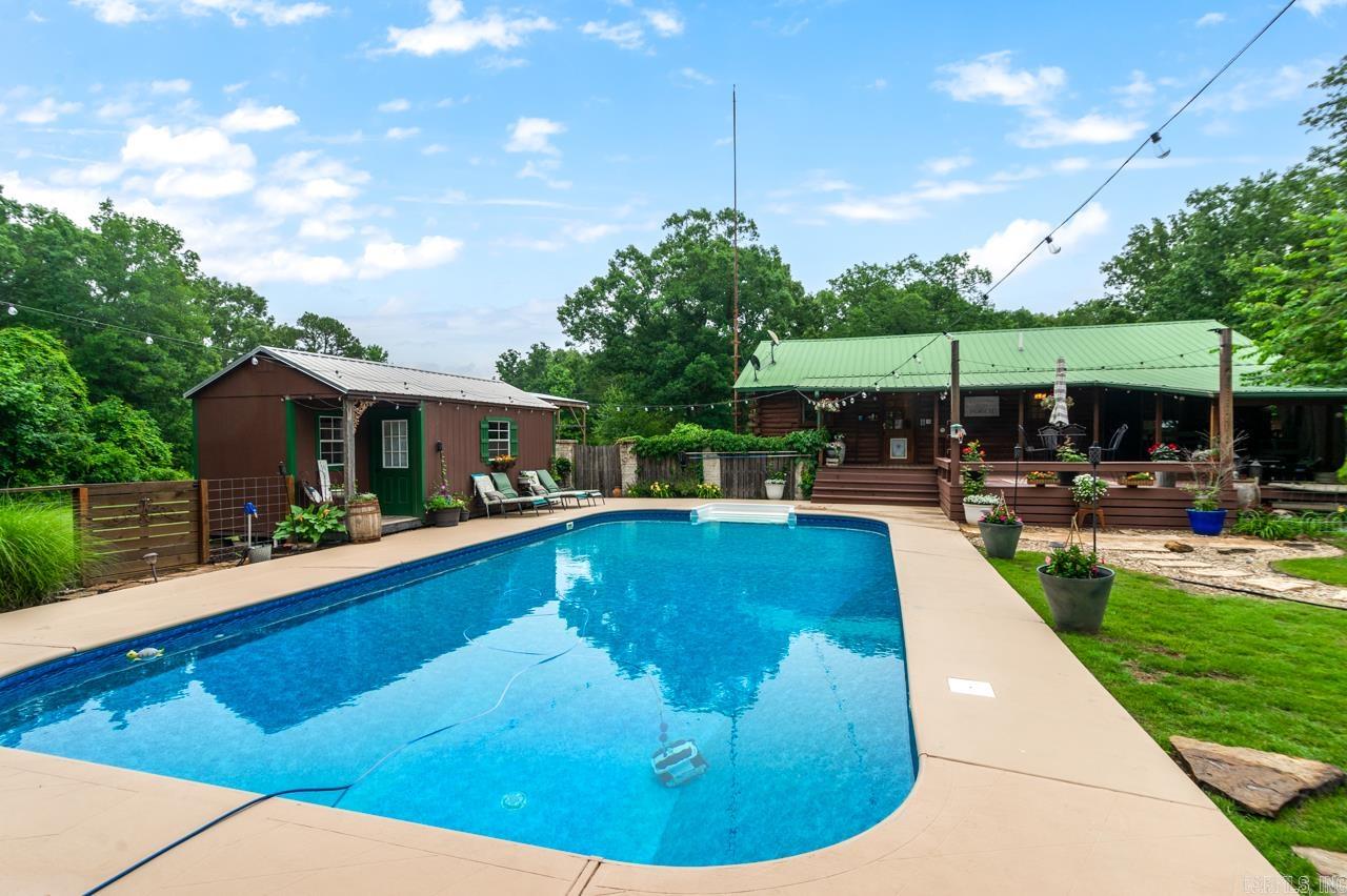 ROMANCE ACRES - Residential