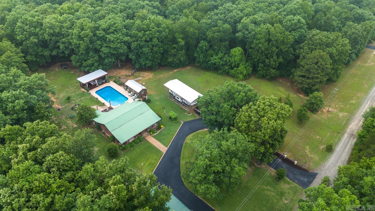 ROMANCE ACRES - Residential