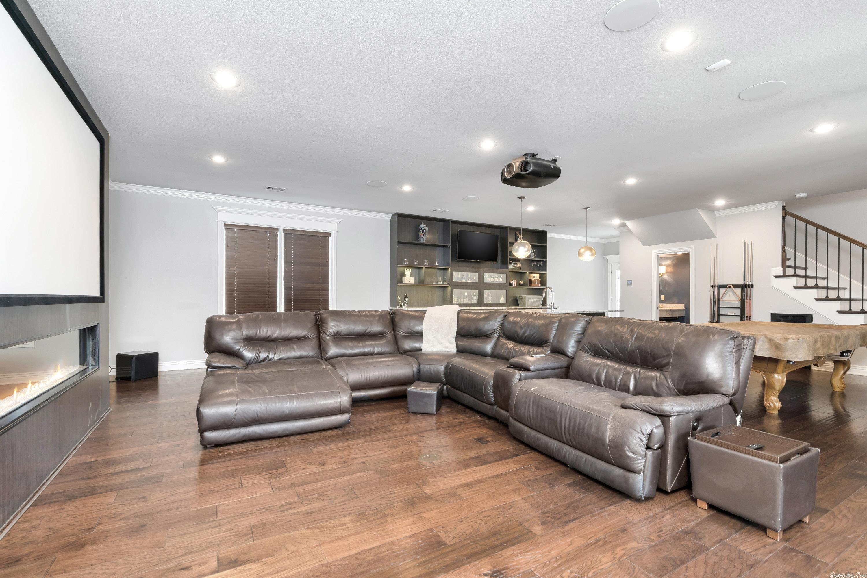 Preston Oaks - Residential
