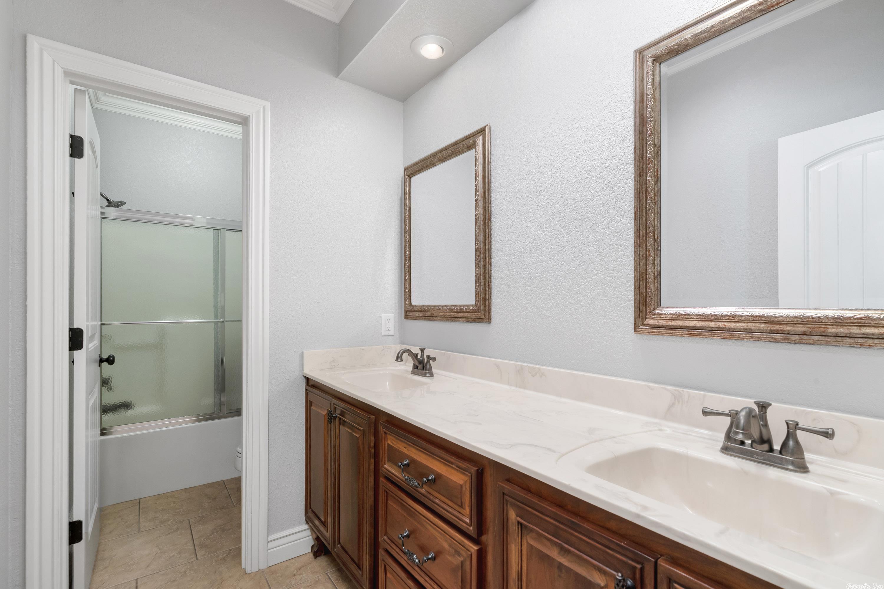 Preston Oaks - Residential