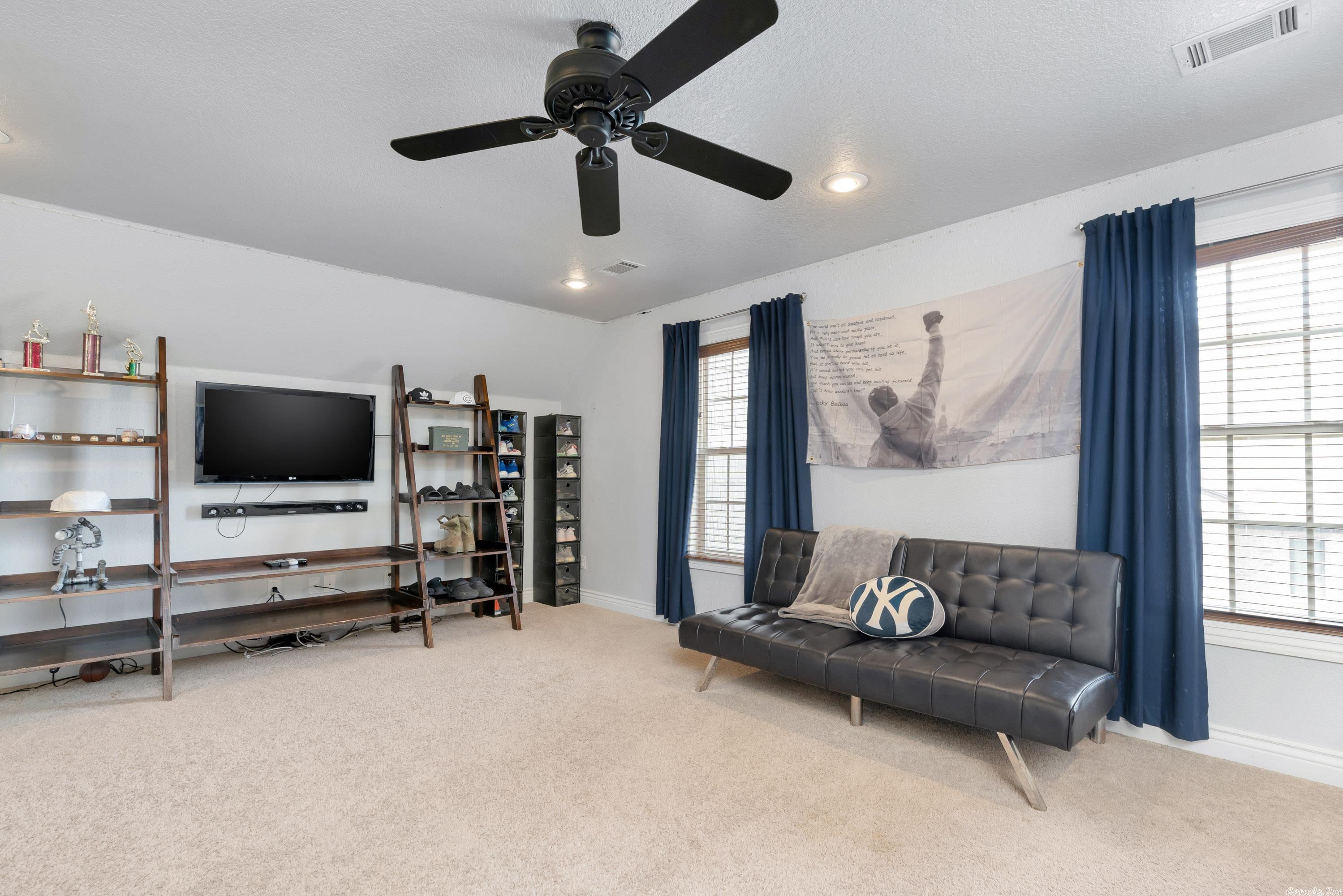 Preston Oaks - Residential
