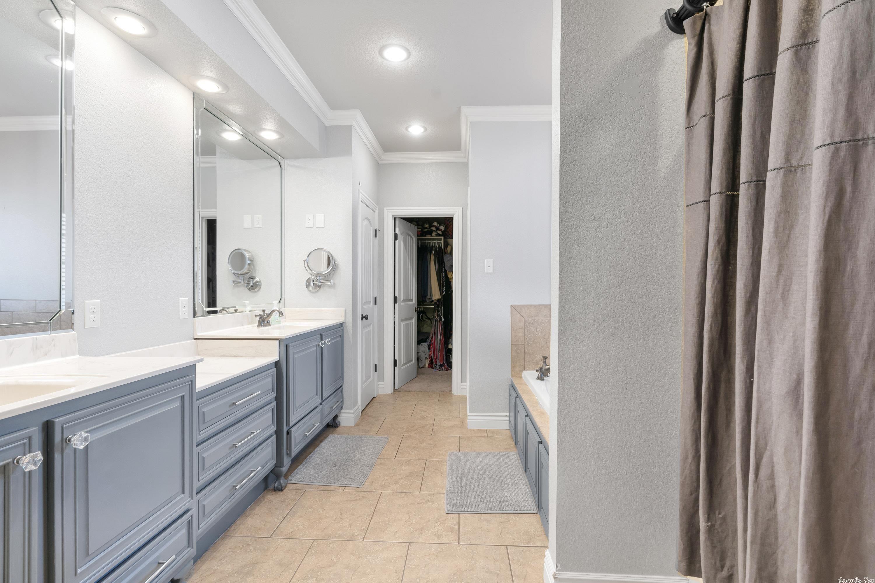 Preston Oaks - Residential