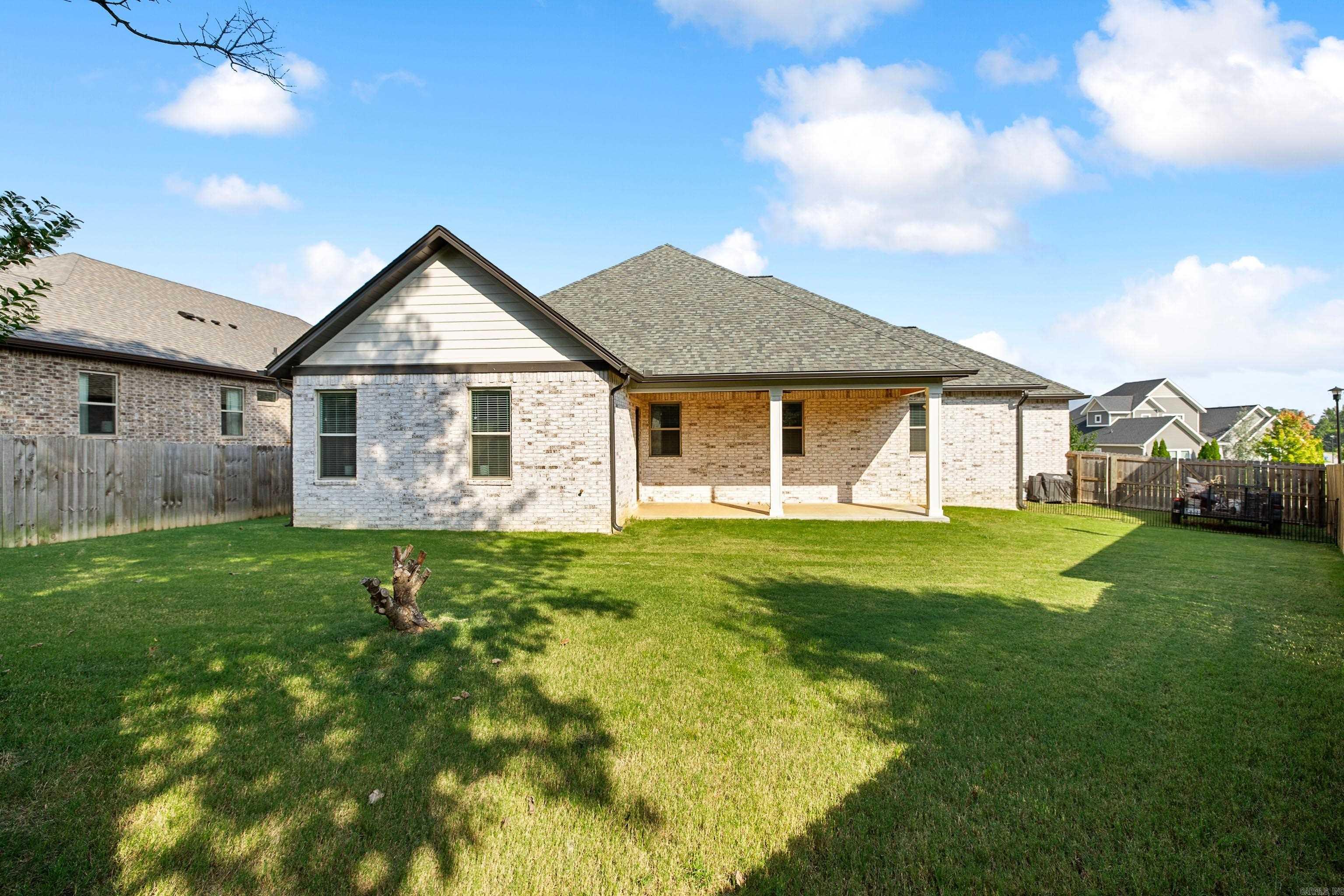OLDE SALEM TOWNSHIP - Residential