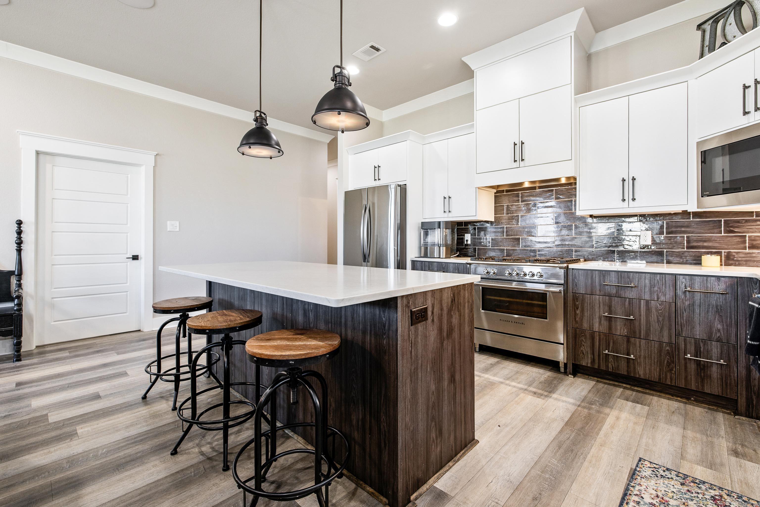 OLDE SALEM TOWNSHIP - Residential