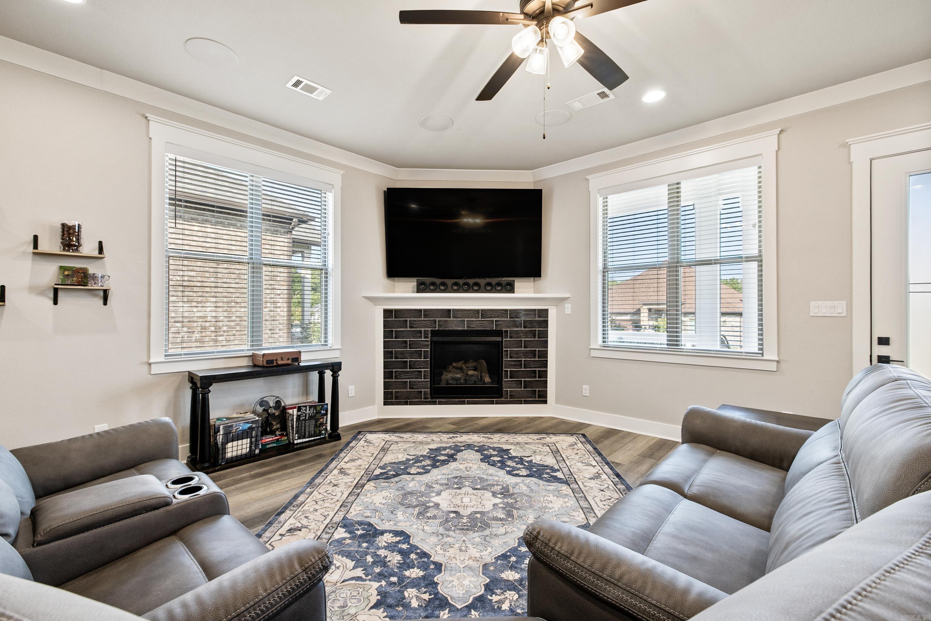 OLDE SALEM TOWNSHIP - Residential