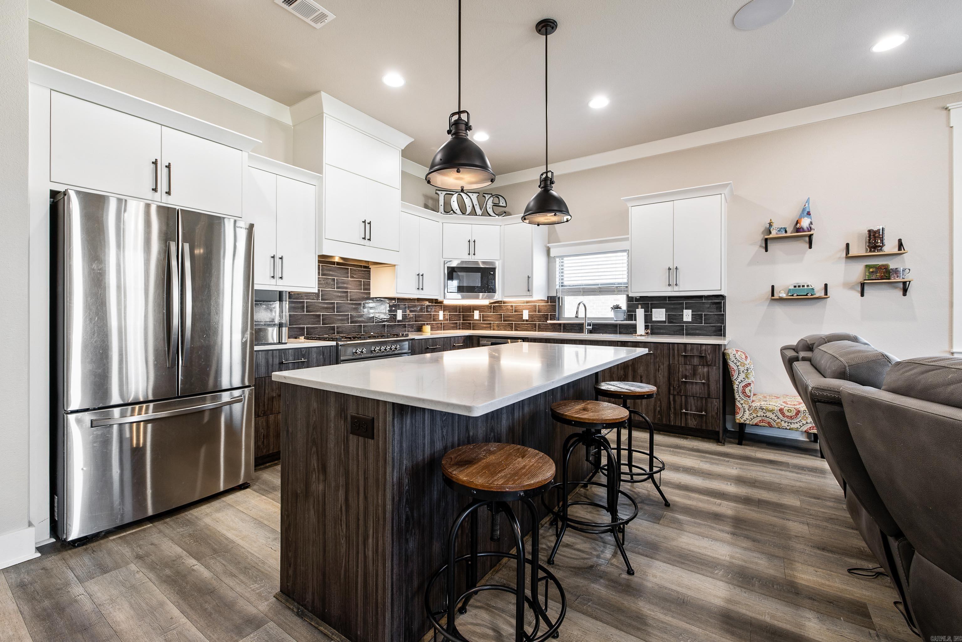 OLDE SALEM TOWNSHIP - Residential