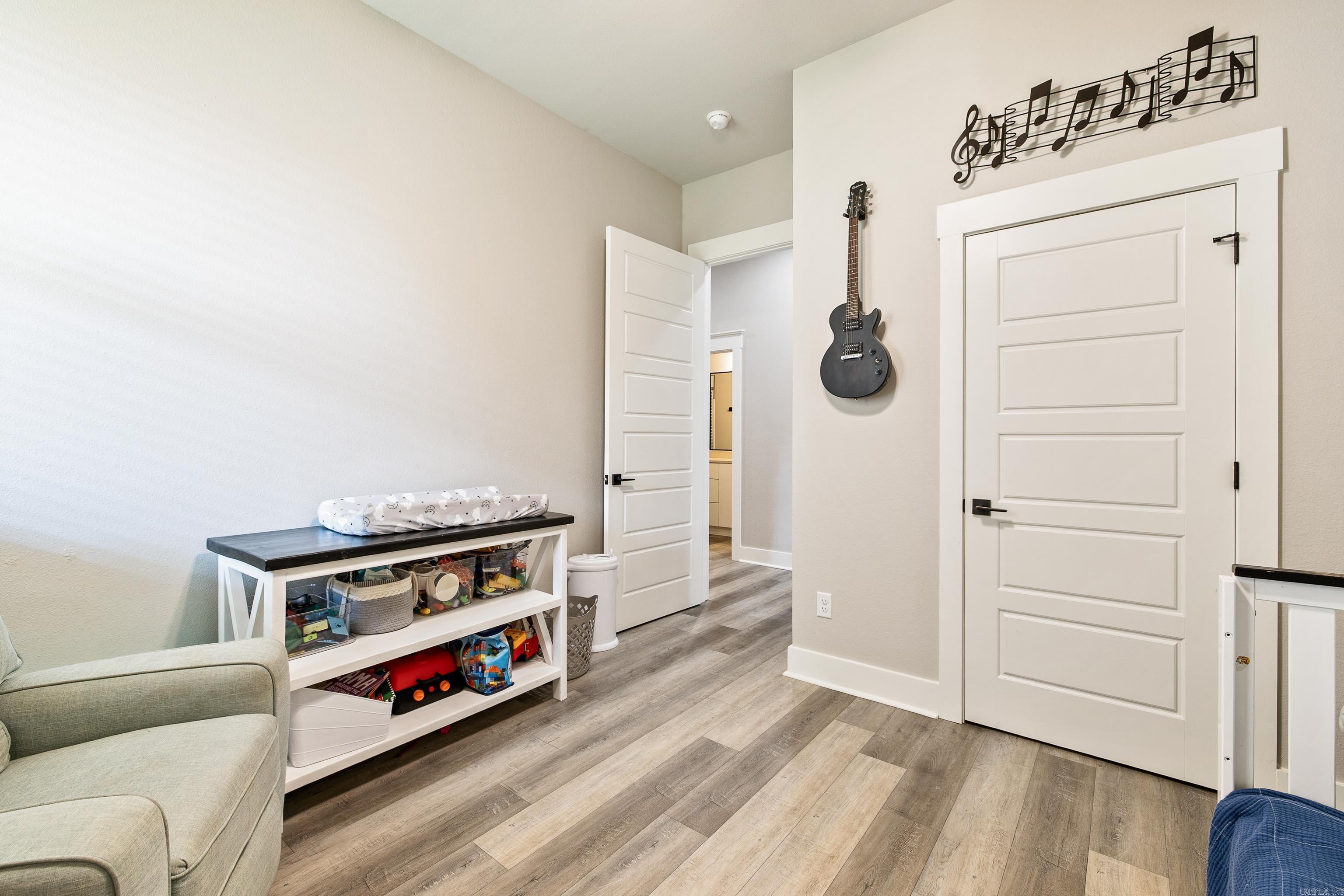 OLDE SALEM TOWNSHIP - Residential