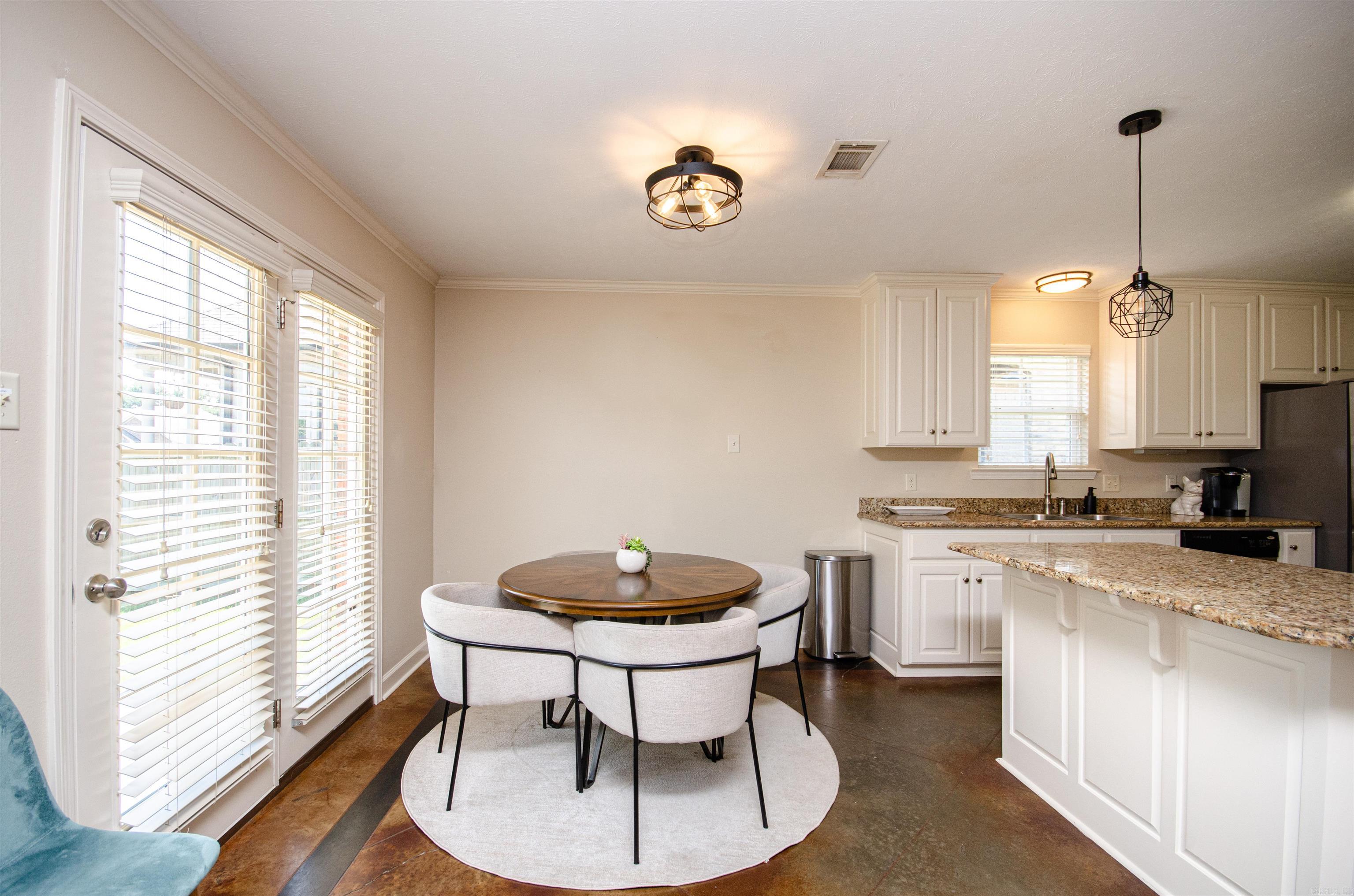 CHESTNUT MEADOWS - Residential