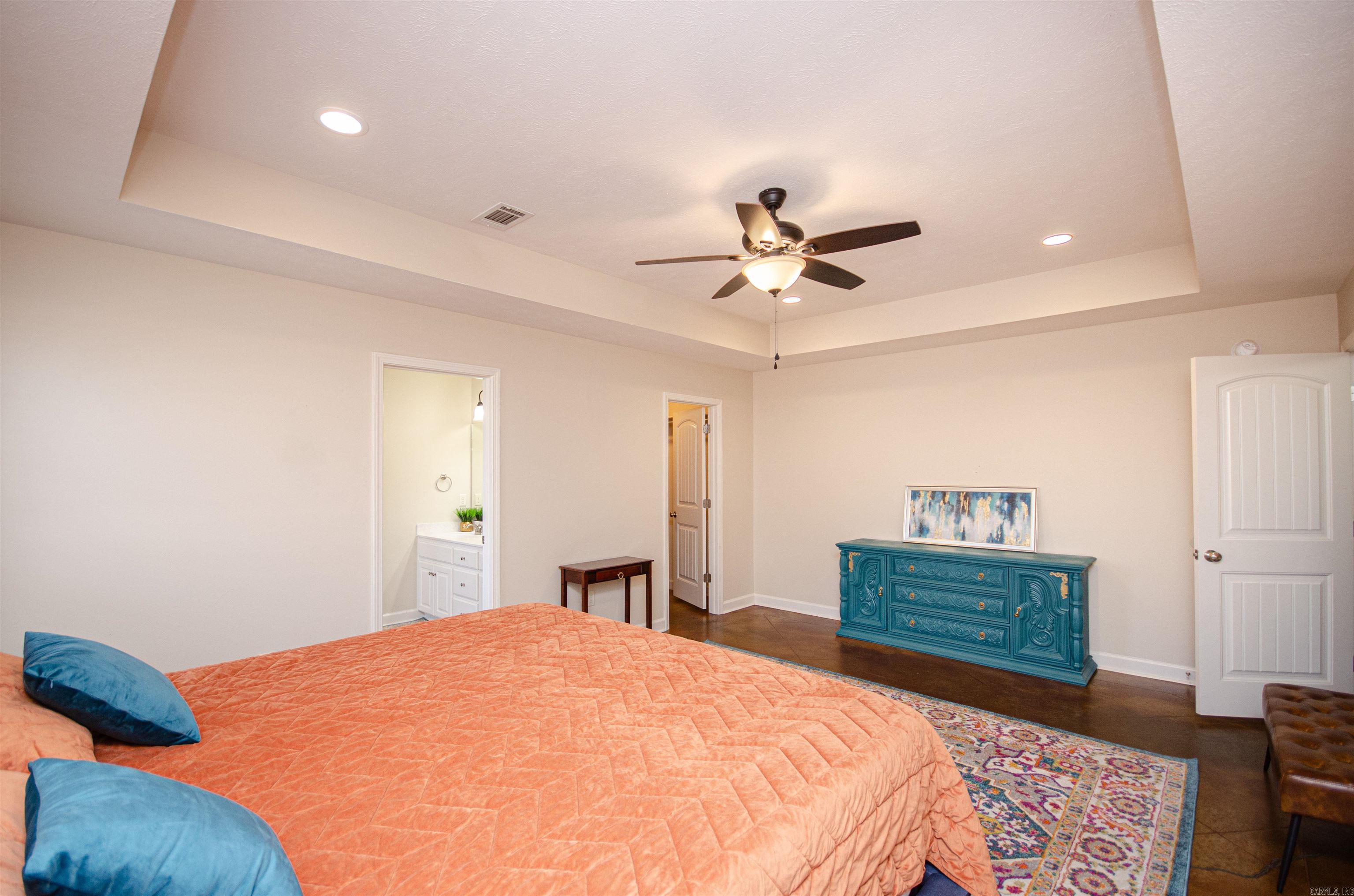CHESTNUT MEADOWS - Residential
