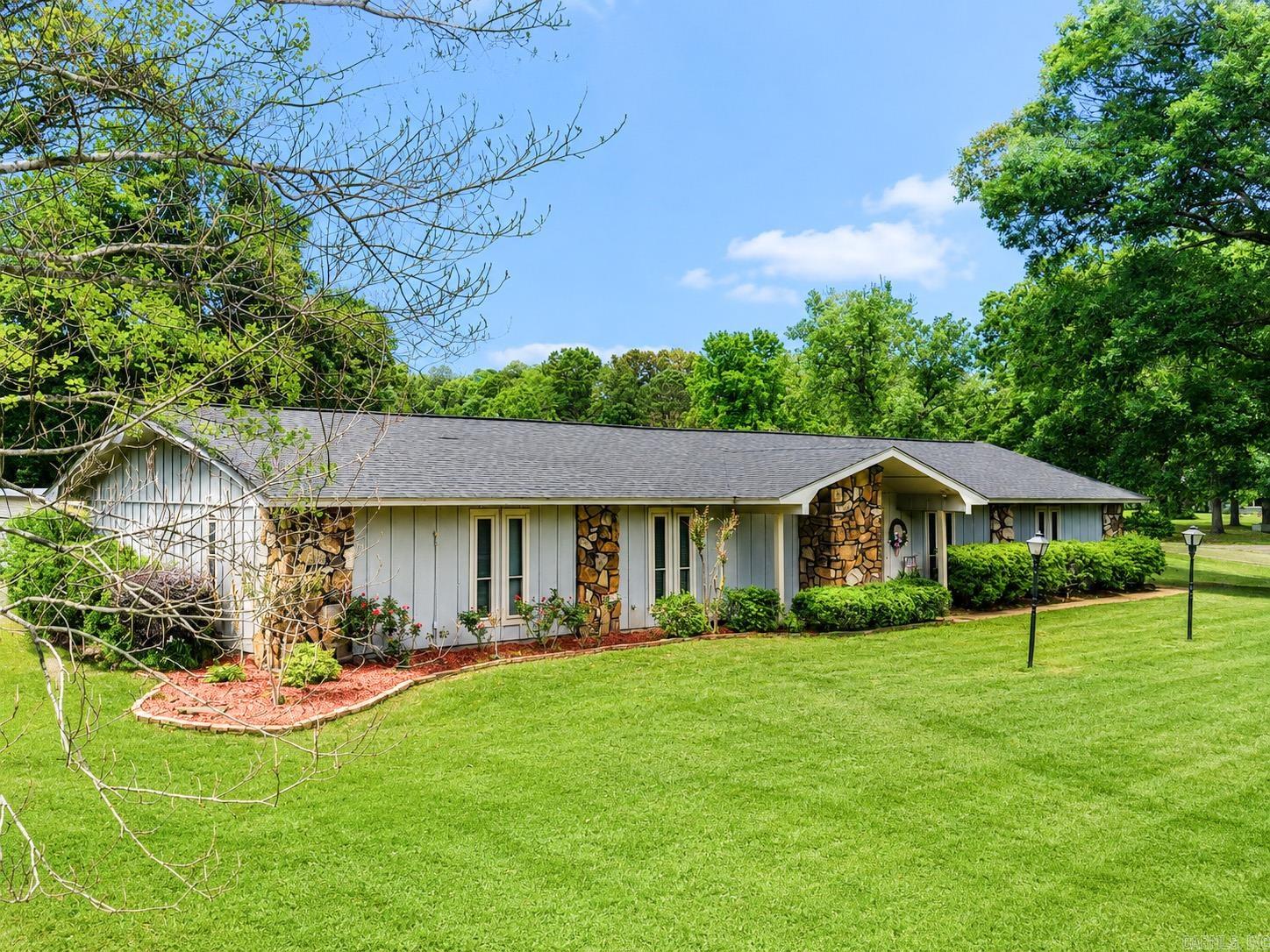 MEADOWPOND WHIPPOORWILL NORTH - Residential