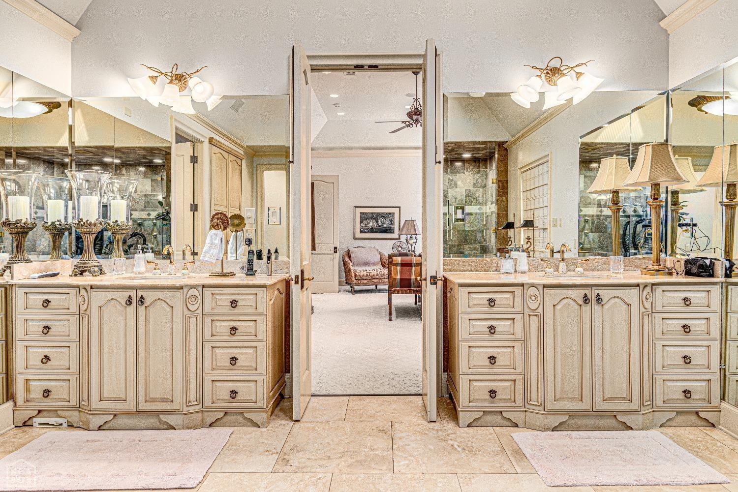 Ridgepointe Country Club - Residential