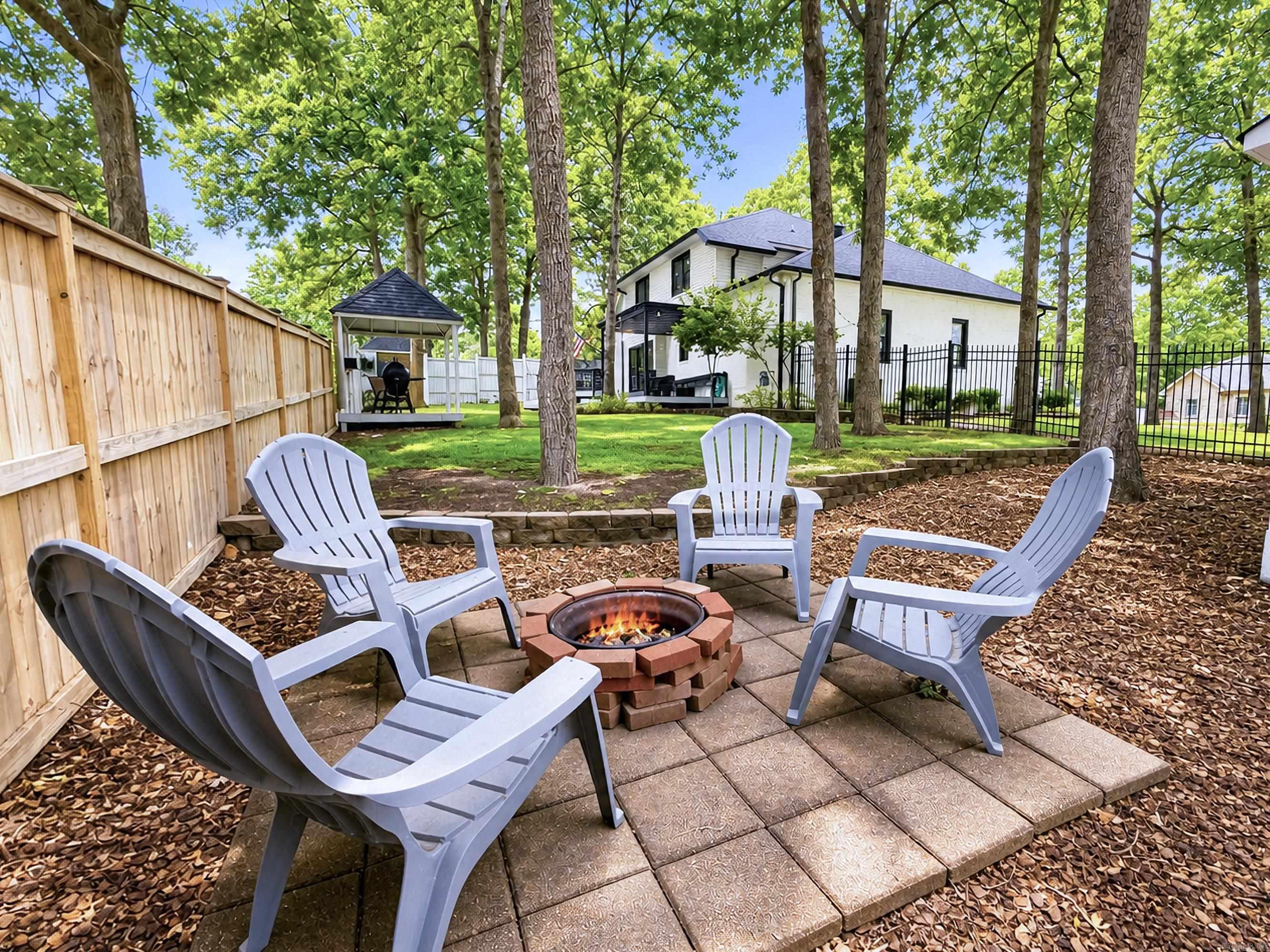 WOODSPRINGS ESTATES - Residential