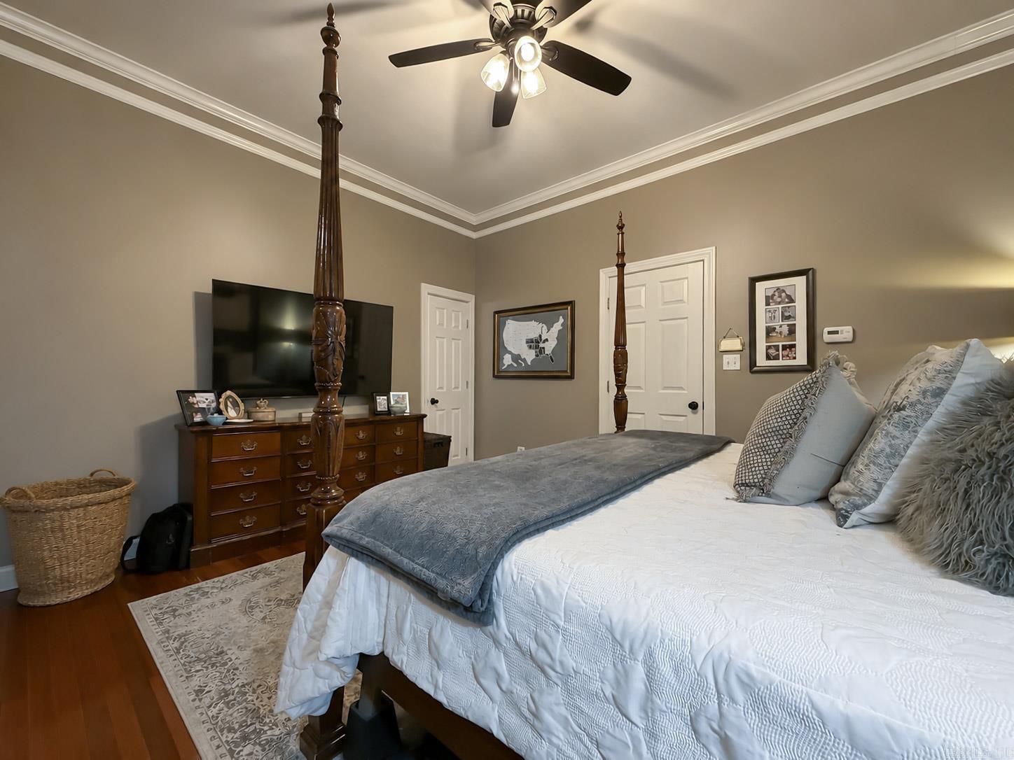 WOODSPRINGS ESTATES - Residential