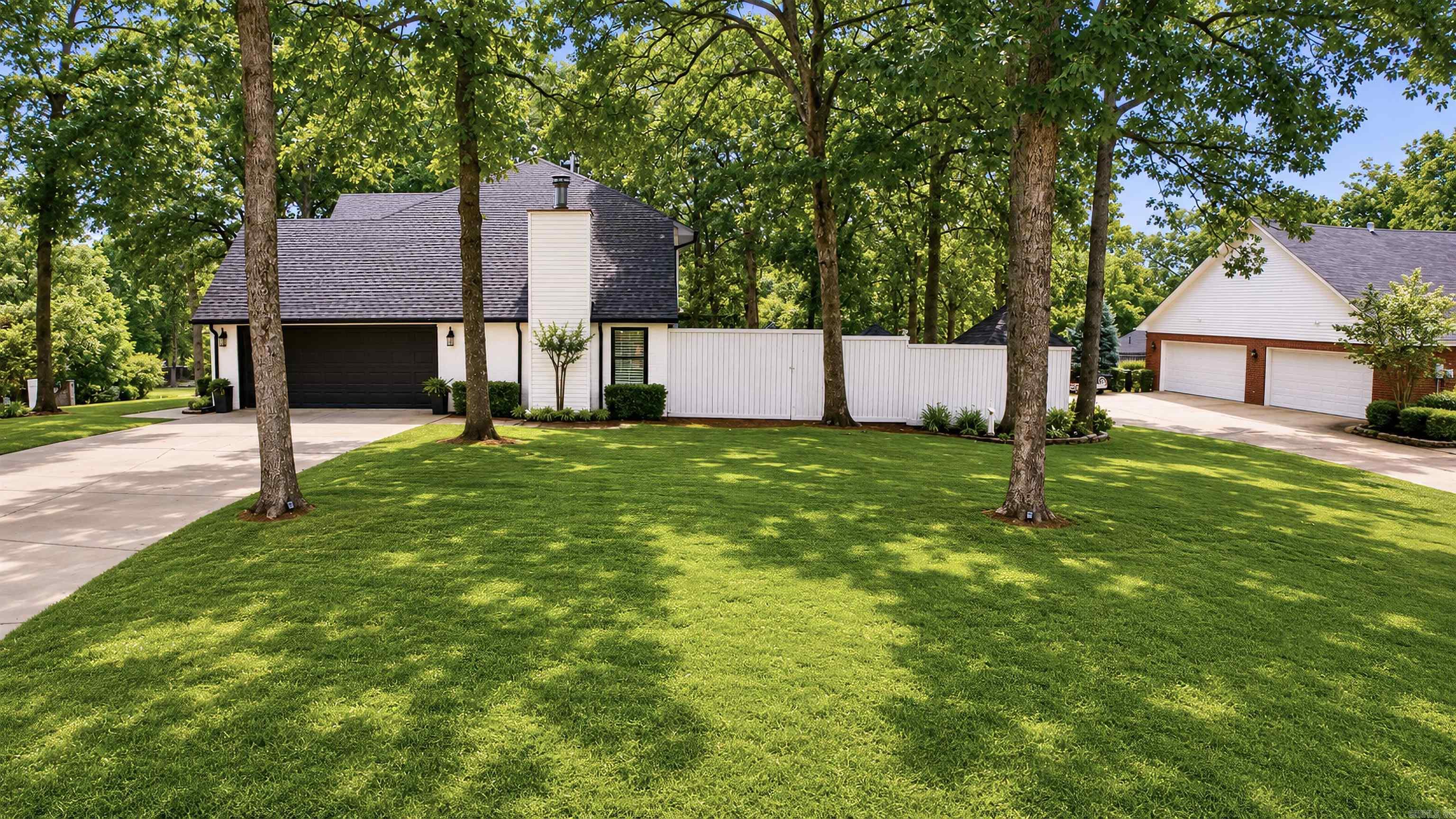 WOODSPRINGS ESTATES - Residential