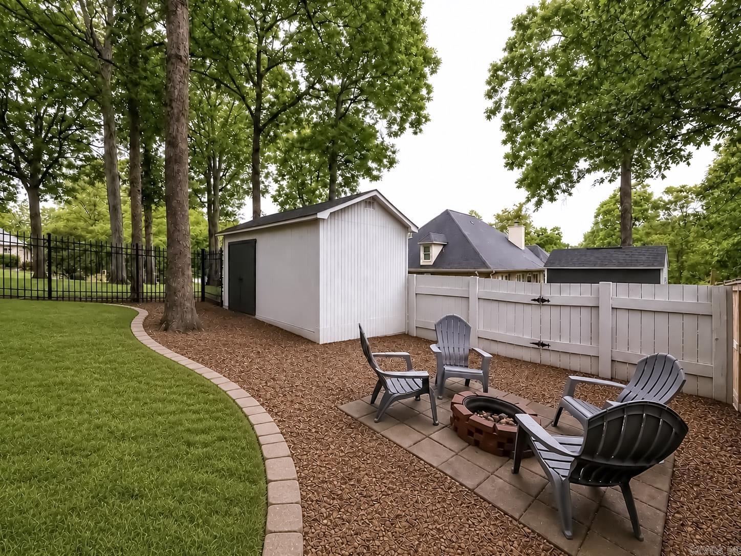 WOODSPRINGS ESTATES - Residential