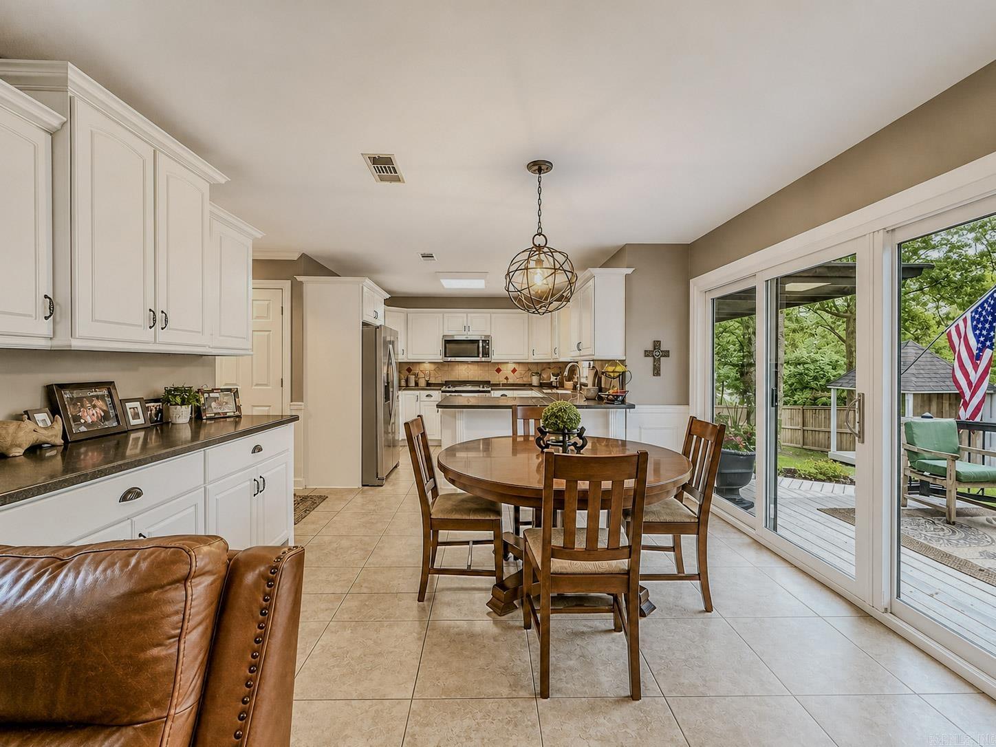 WOODSPRINGS ESTATES - Residential