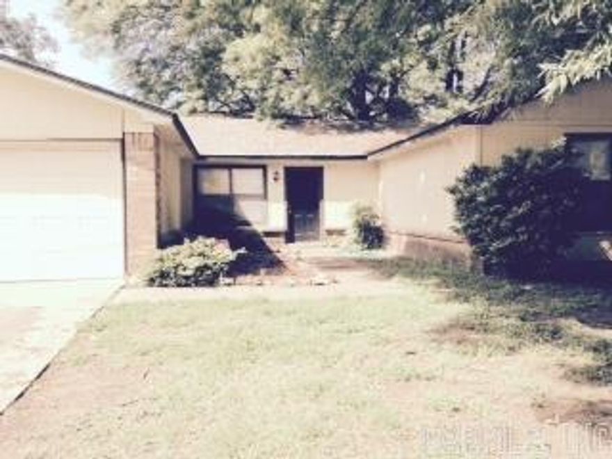 Wow! Like NEW! Nice one level 3 bedrooms and 2 bath home has cathedral ceilings in Great Room, Wood Burning Fireplace,  2 car Garage with Auto Opener, Covered Patio, Fenced Yard and nice shade trees! Will be available August 1st! NEW Paint inside and out, NEW Floors, Appliances, Counter tops in Kitchen, Tile in Master Bath and more! Almost new Roof! Will consider small pet.  You can see other homes at  Ark Houses .com. (The pics were taken before the remodel. Much different now! Cabinets painted and more)