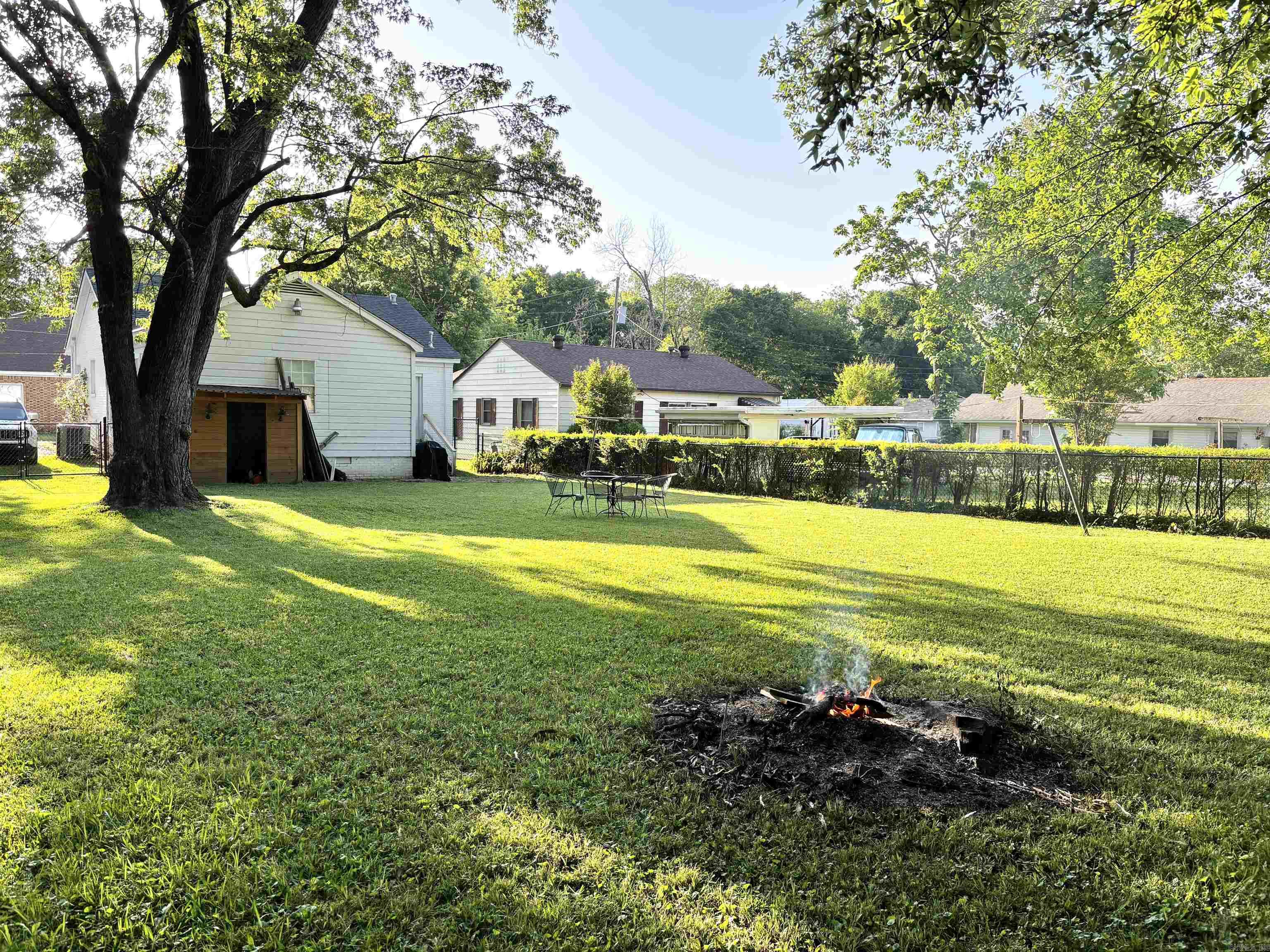 CLIFTONS ADDN - Residential