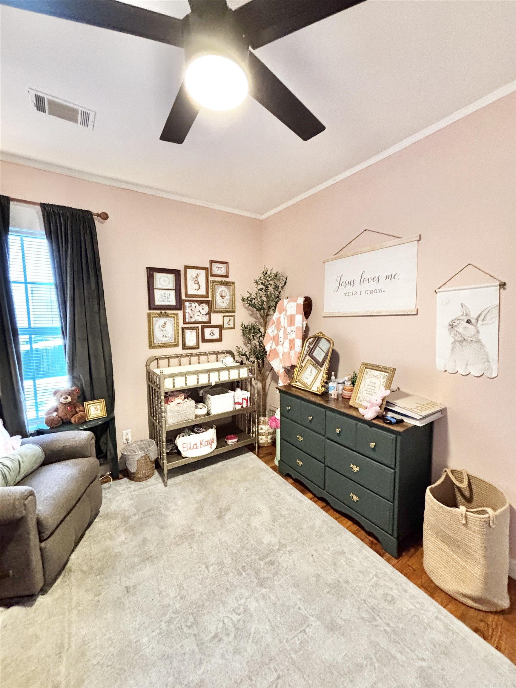 CLIFTONS ADDN - Residential