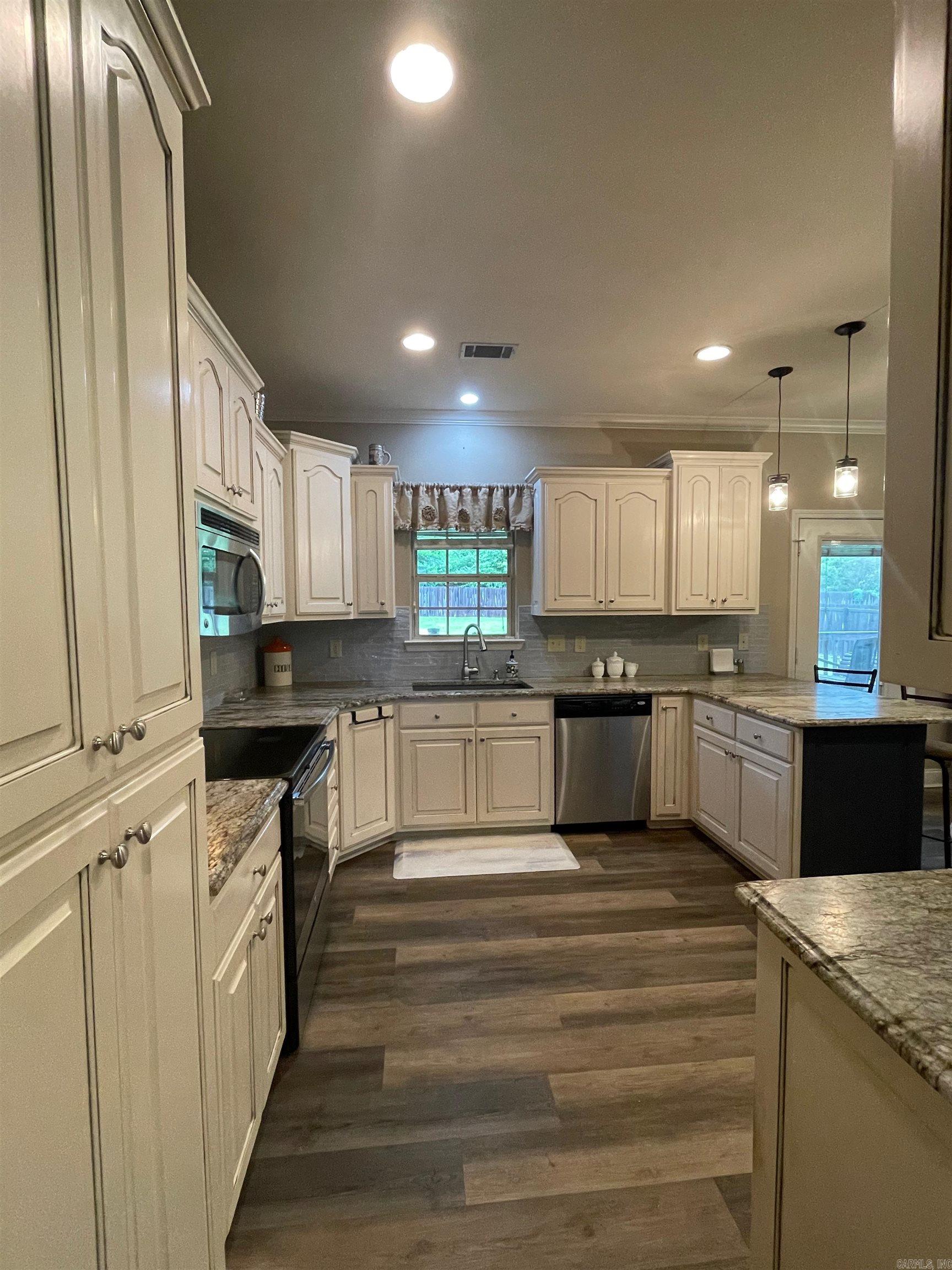 OAK SHADOW SUB - Residential