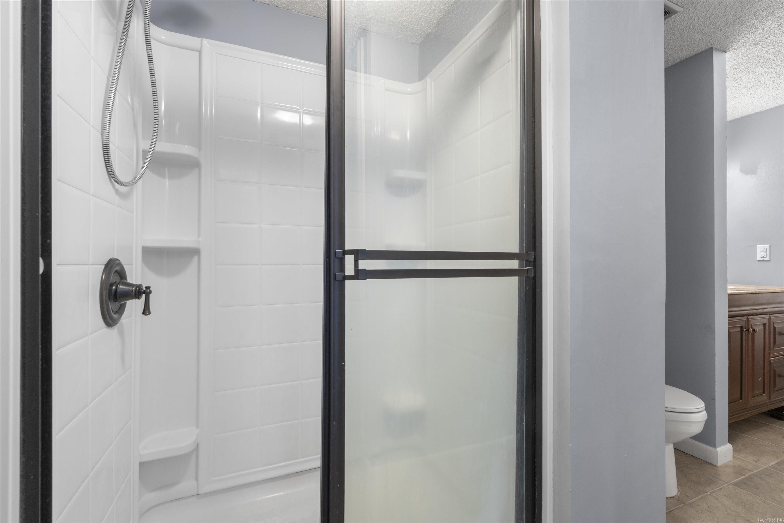 VALENCIA COURTS - Residential