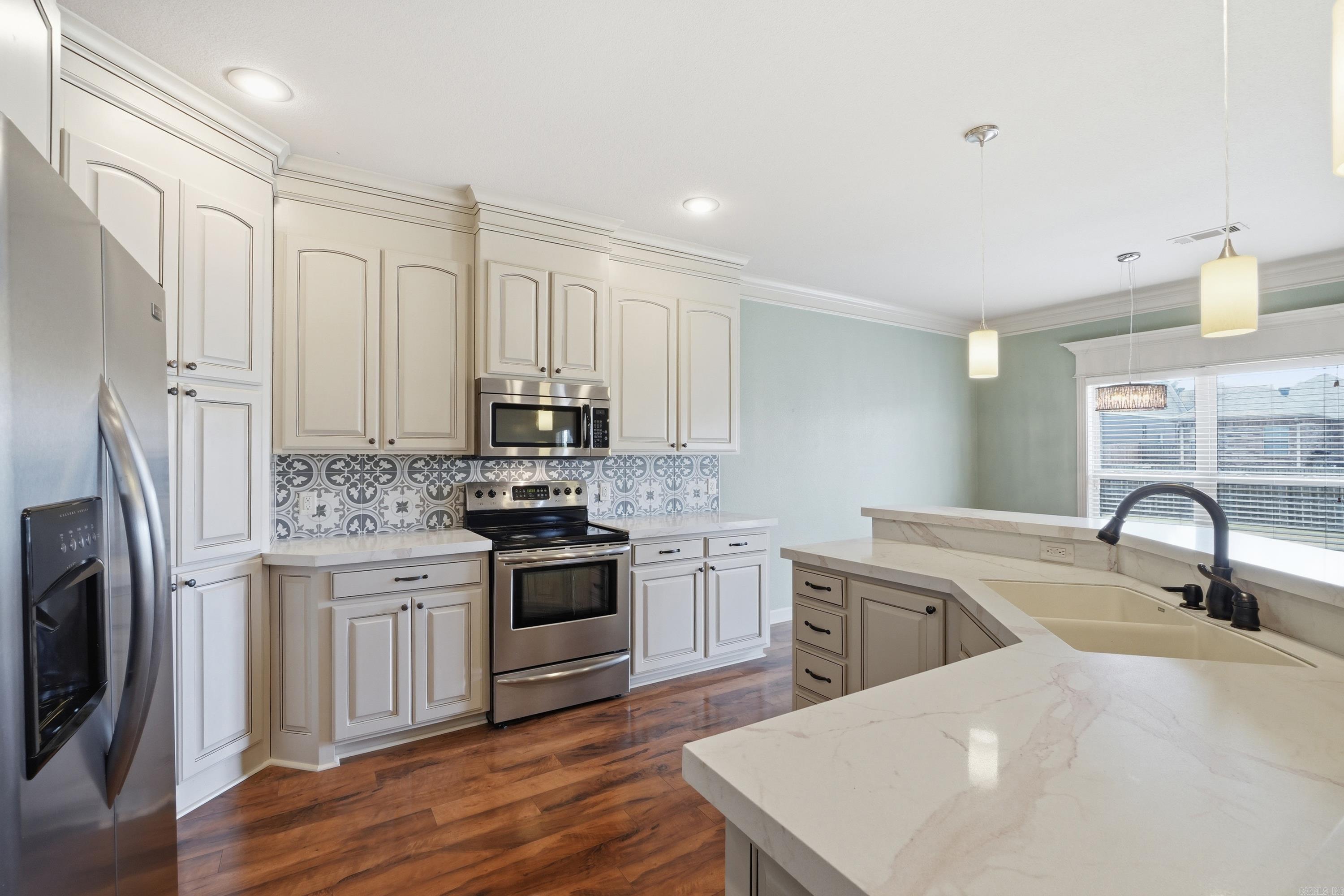 CHESTNUT MEADOWS - Residential