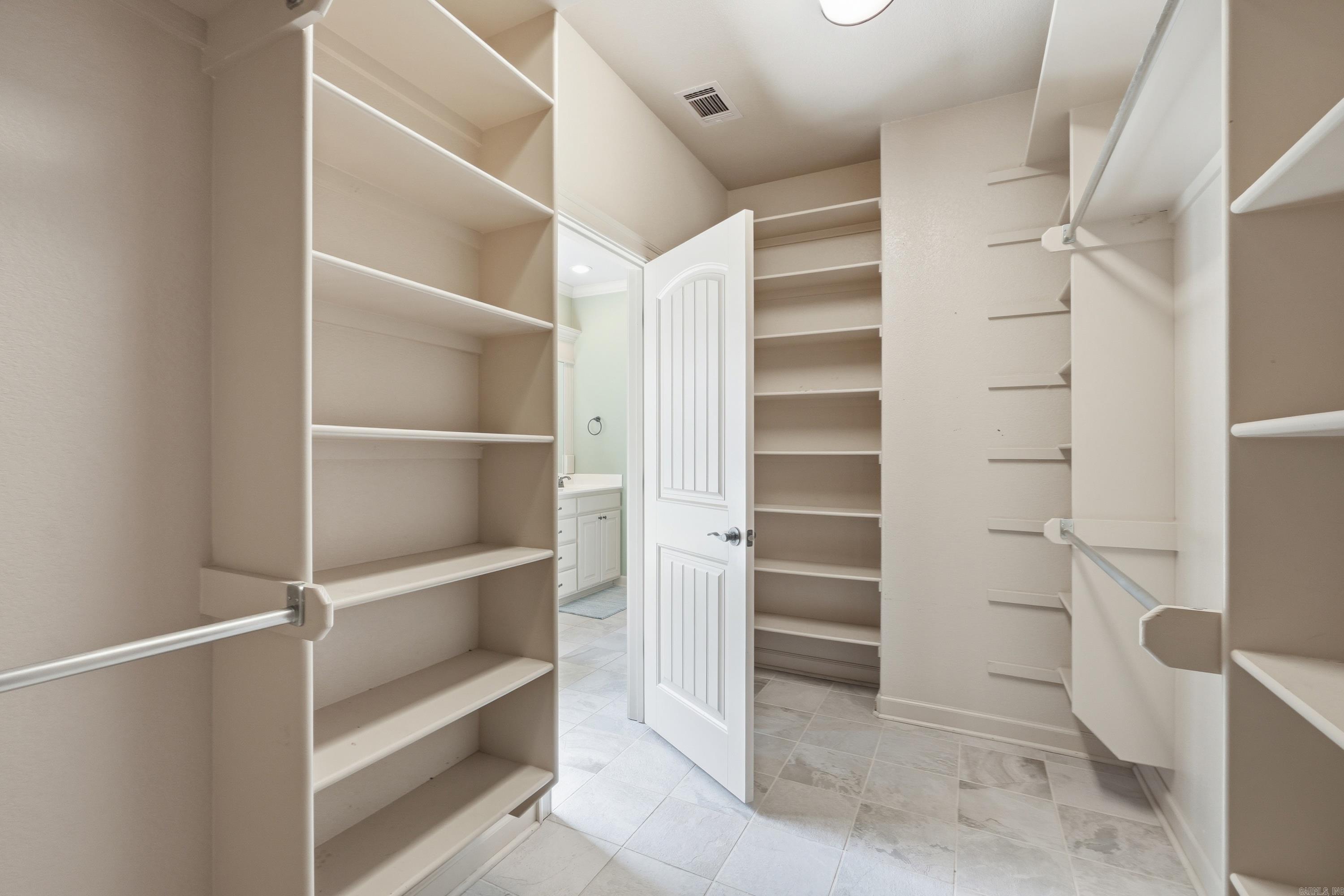 CHESTNUT MEADOWS - Residential