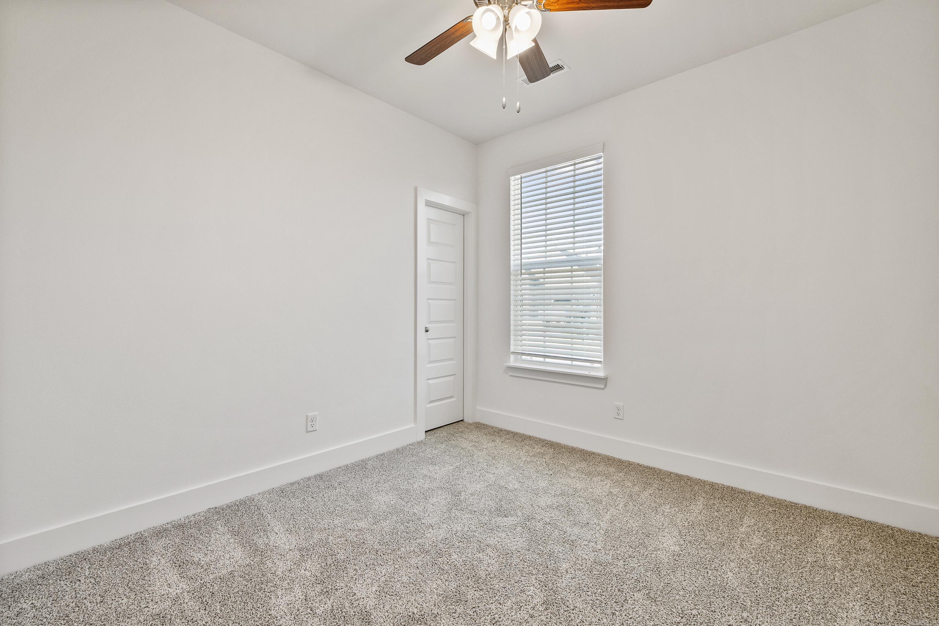 THE RESERVE AT COUNTRY CLUB PHAS - Residential