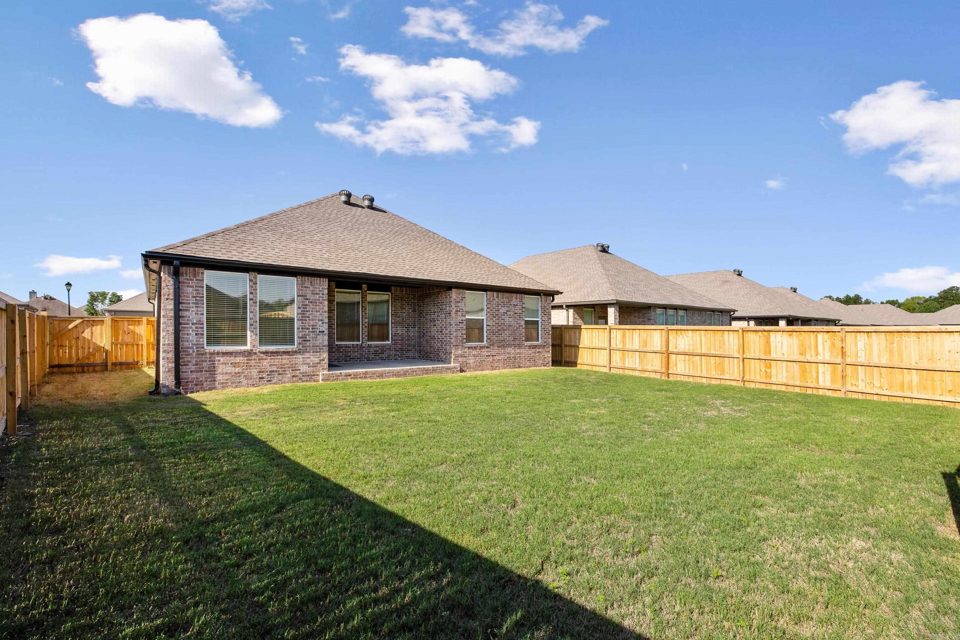 THE RESERVE AT COUNTRY CLUB PHAS - Residential