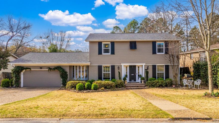 Midtown 4 bed 3.5 bath, Primary suite on the 1st floor, on one of the best lots you'll find. Roof 2020, HVAC: 1st 2024, 2nd 2021. Water Heater 2021. Encapsulated crawlspace with dehumidifier. Recently renovated baths, kitchen and flooring throughout. 2 car garage and with a fully fence flat backyard that backs up to the green space surrounding Meriwether park. Meticulously maintained with great updates. Agents, see remarks.